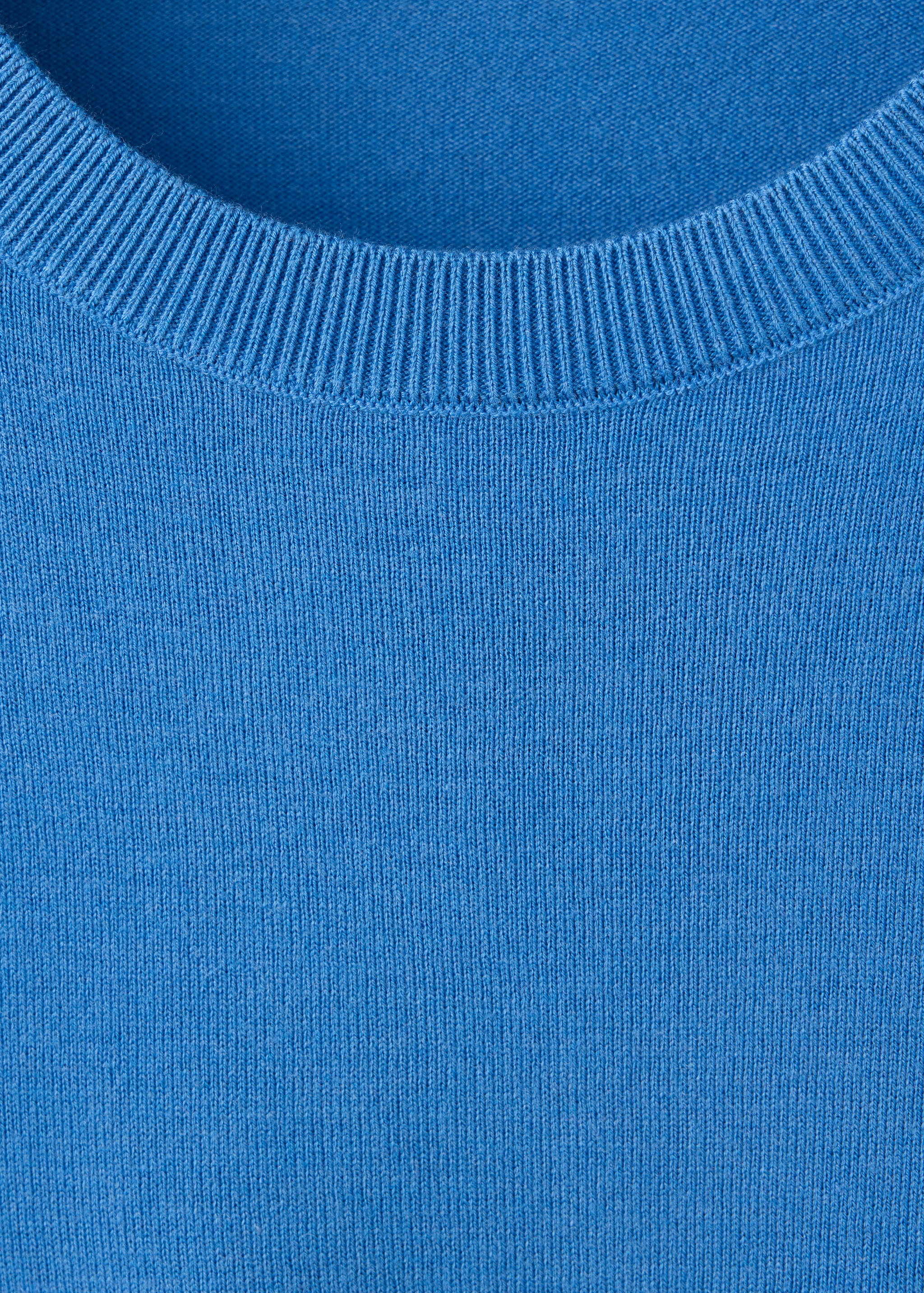 Round-neck knitted sweater - Details of the article 8