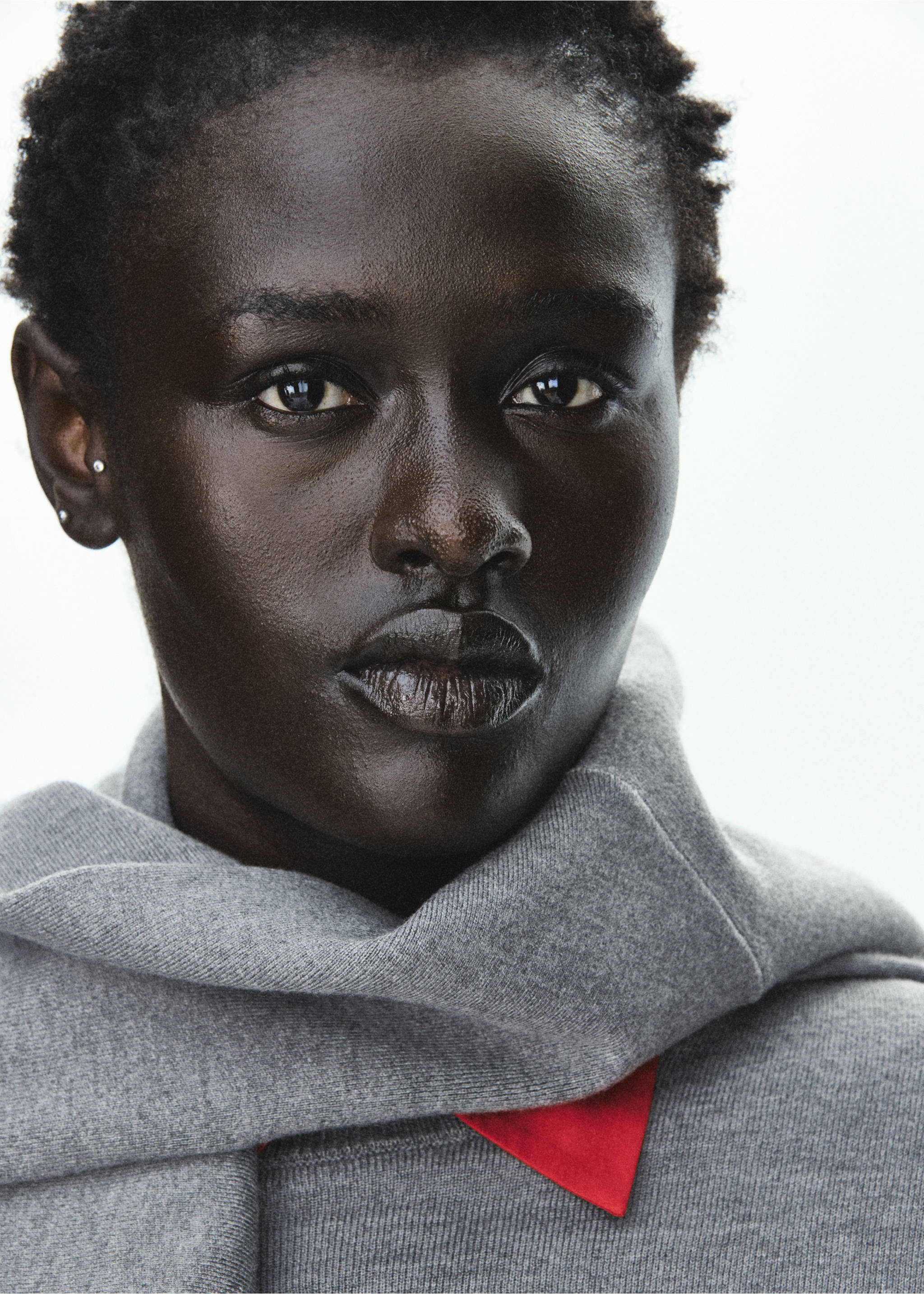 Round-neck knitted sweater - Details of the article 1, Grey. Ref: 37017777-00.