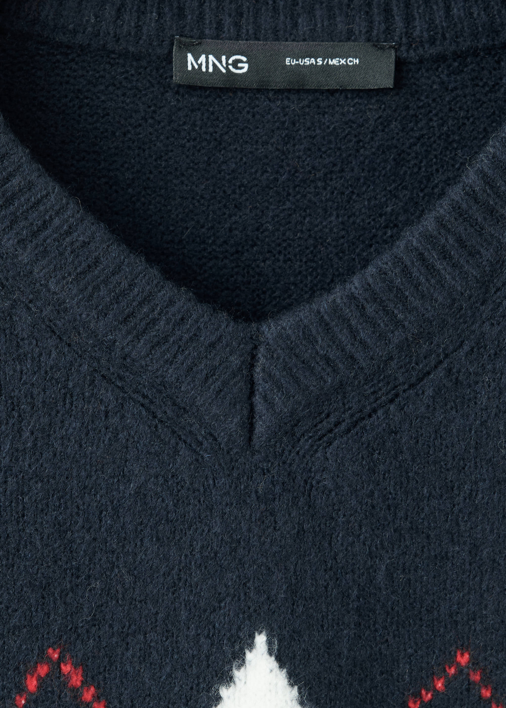 Diamond pattern V-neck jumper - Details of the article 8