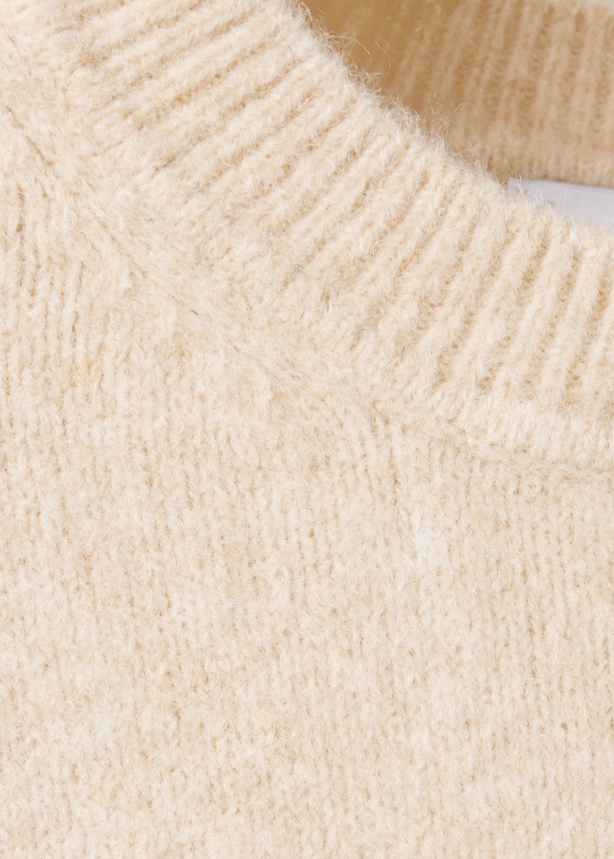 Round-neck knitted sweater - Details of the article 8