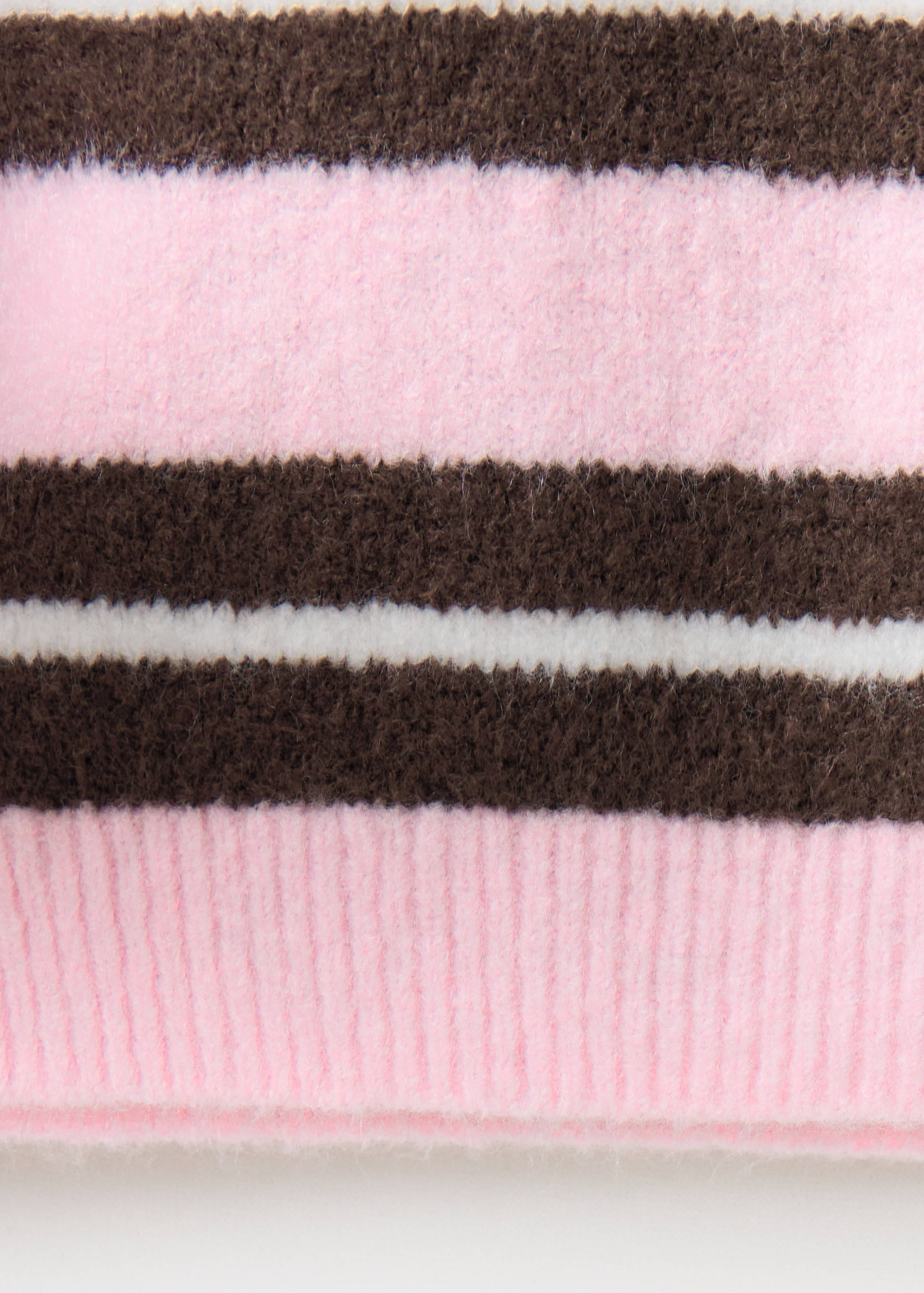 Round-neck knitted sweater - Details of the article 0