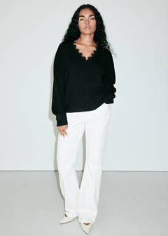 V-neck lace jumper — Black 6