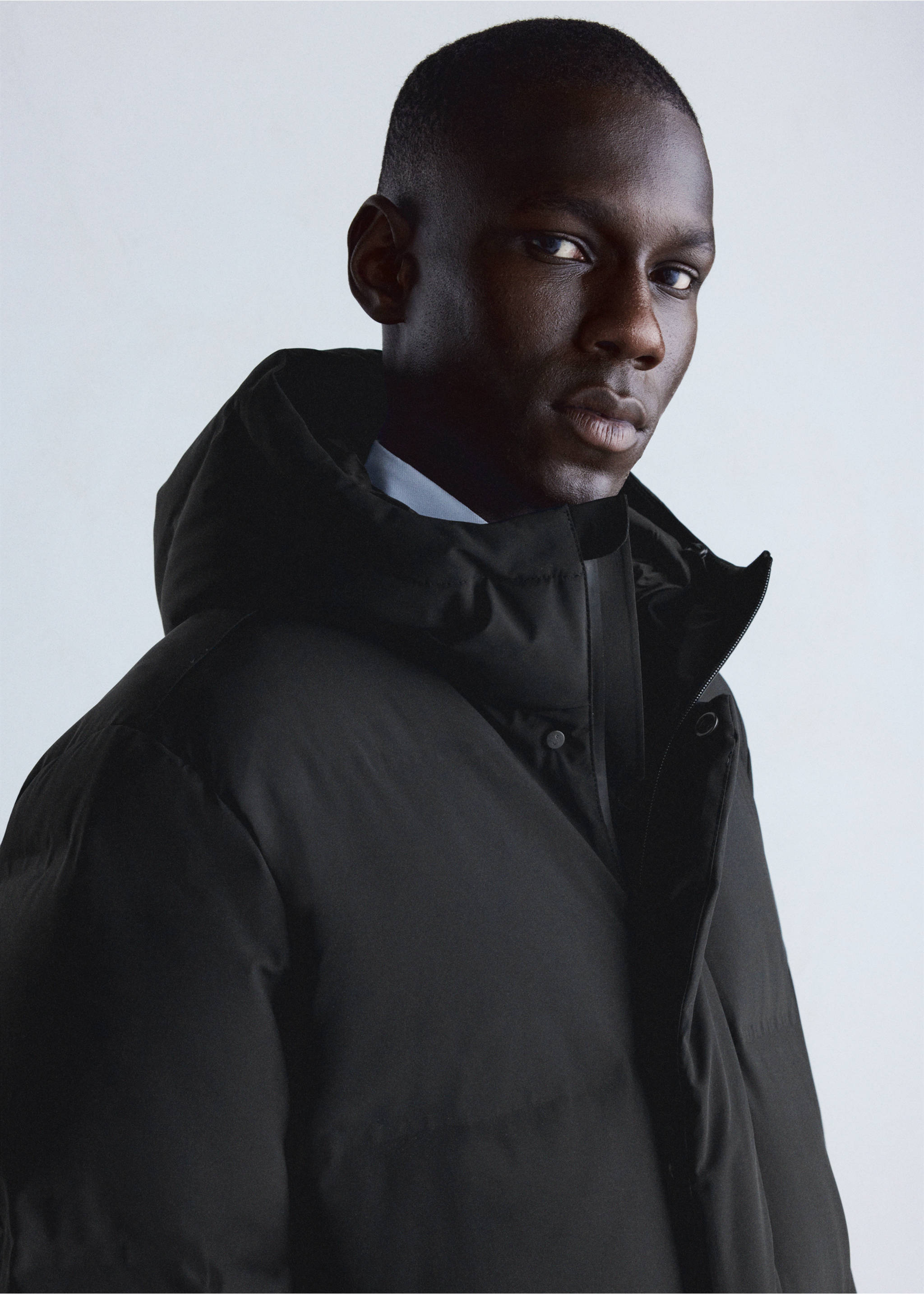 Anorak matelassé rembourré de duvet, imperméable - Détail de l'article 1, Noir. Ref: 37017888-00.