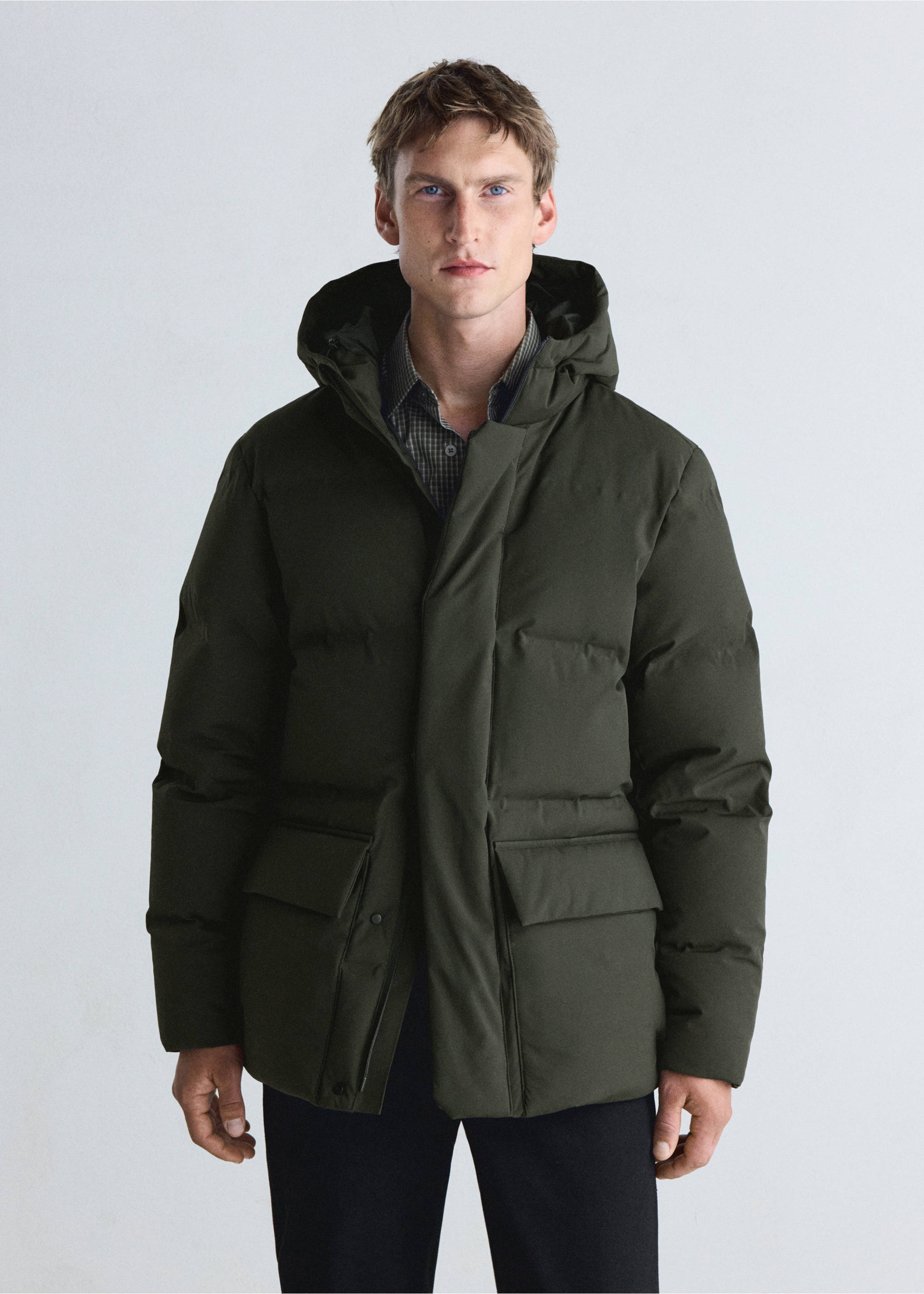 Anorak matelassé rembourré de duvet, imperméable - Plan moyen, Vert foncé. Ref: 37017889-00.