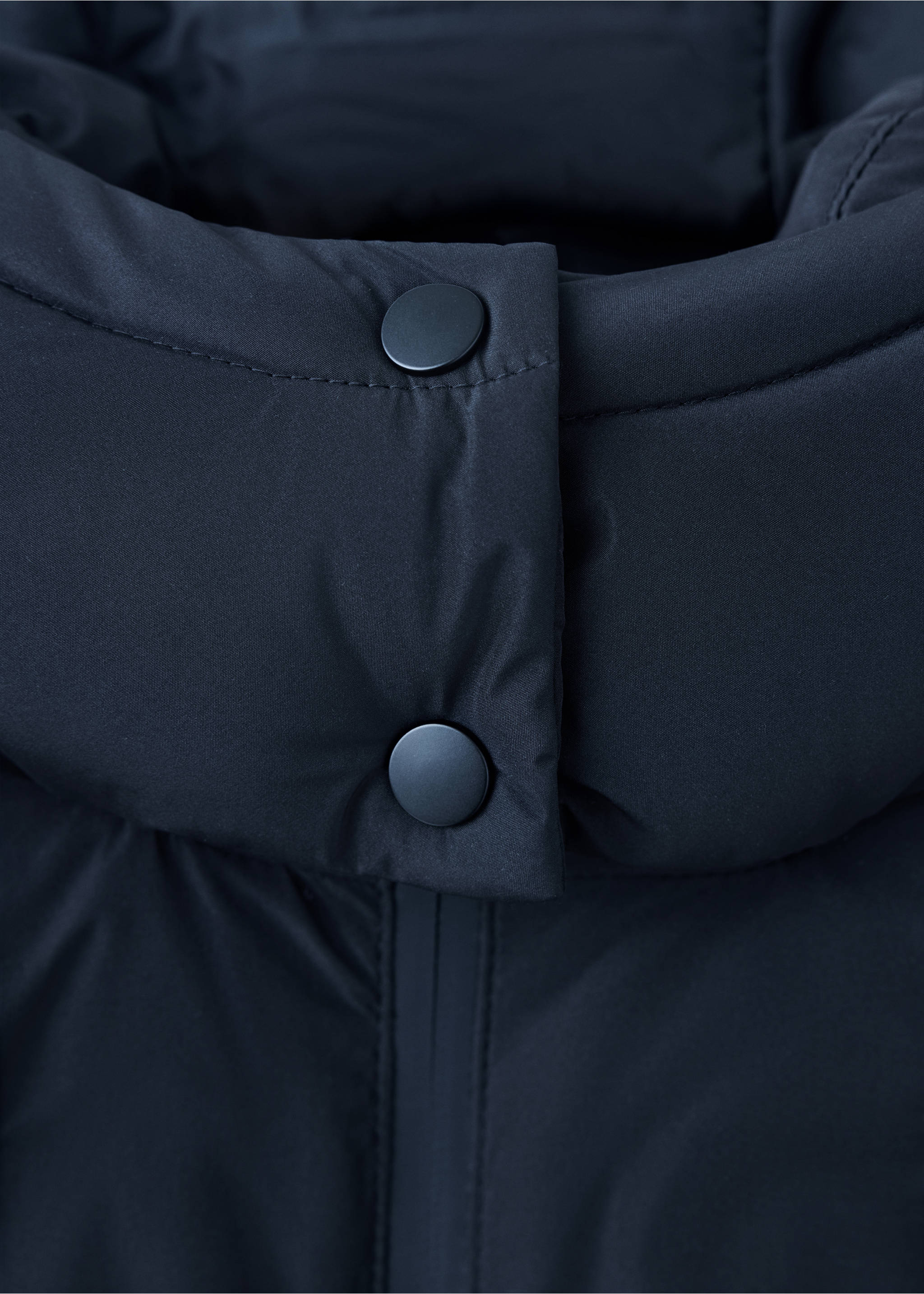 Navy blue anorak high collar detail with matte snap buttons., Navy. Ref: 37017890-00.