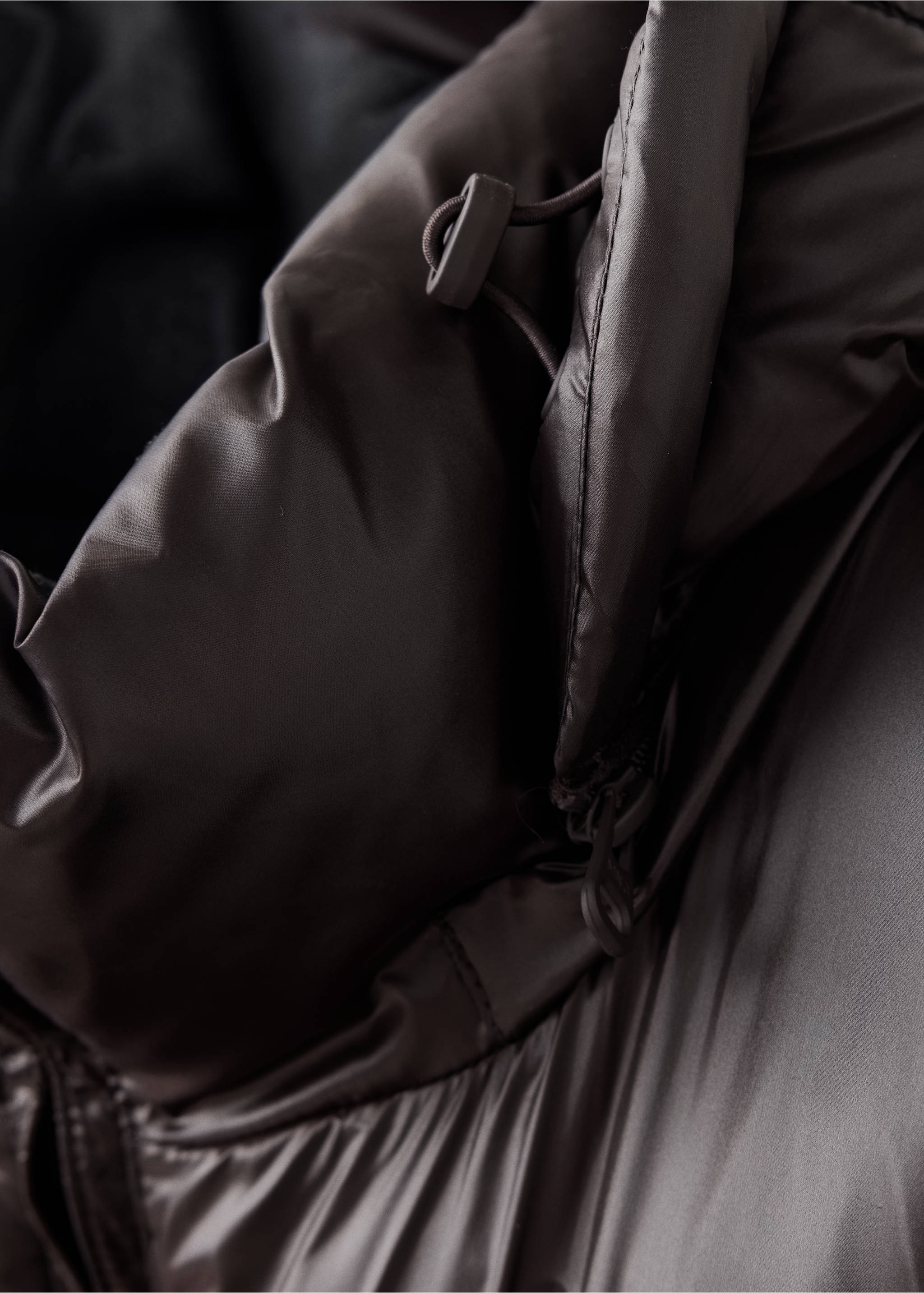 Close-up of the dark brown anorak collar and drawstring detail., Coffee. Ref: 37017892-00.