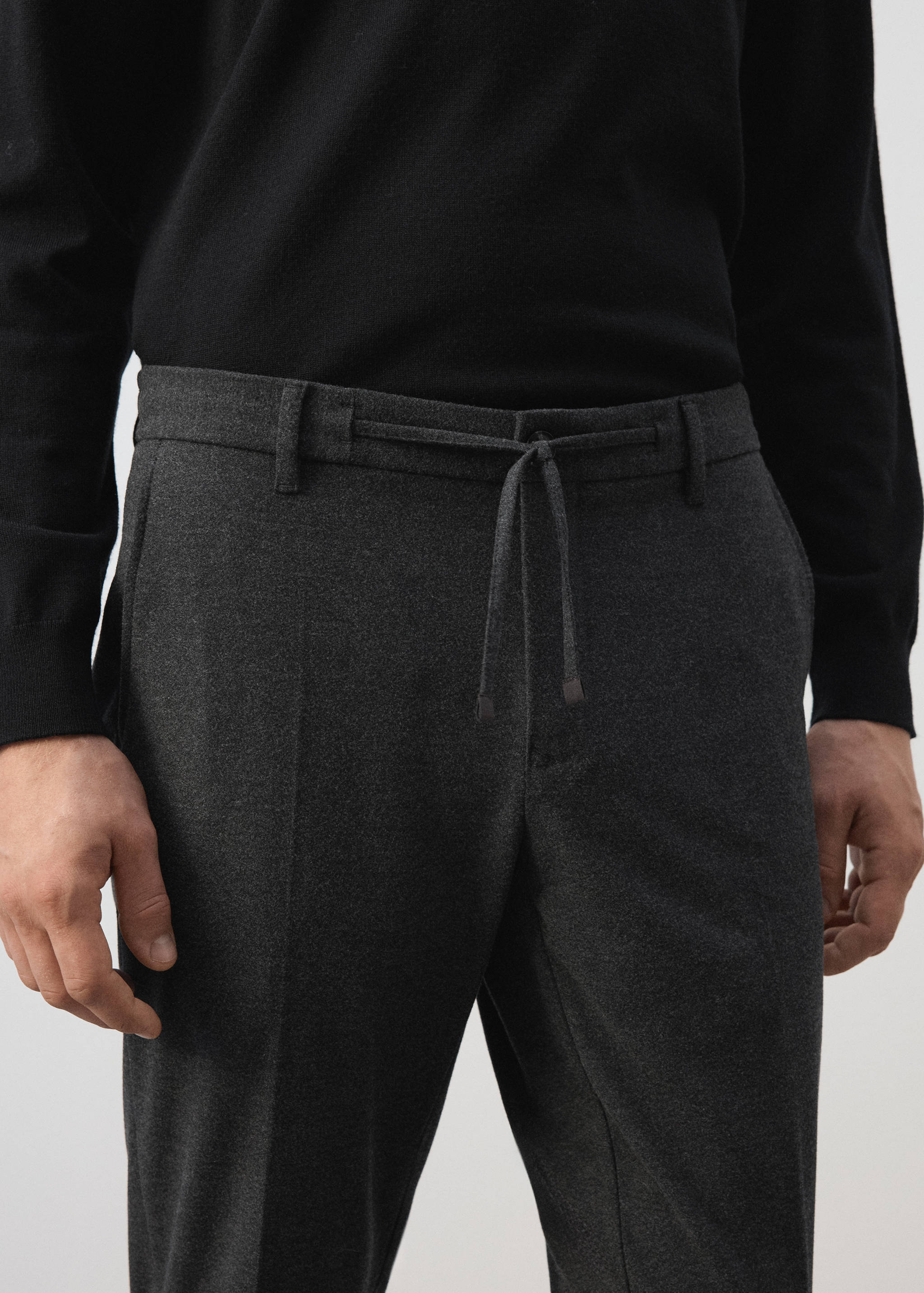 Slim-fit trousers with elastic waist - Details of the article 1