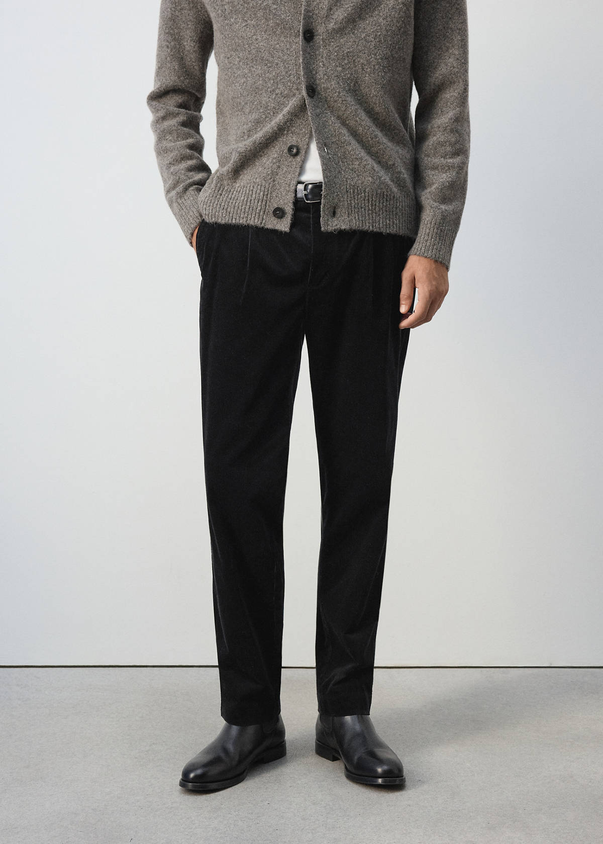 Corduroy regular-fit trousers — Black