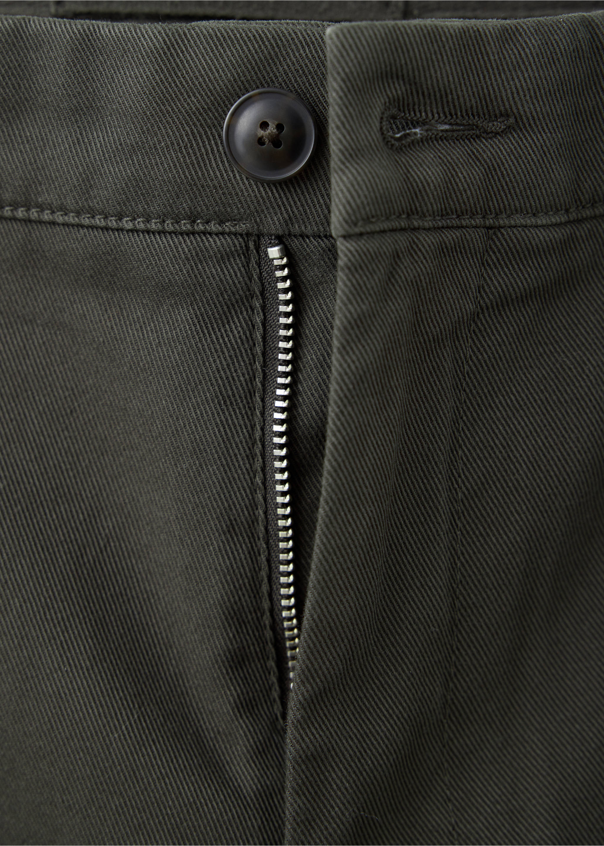 Relaxed fit trousers 100% cotton - Details of the article 8, Coffee. Ref: 37017905-00.