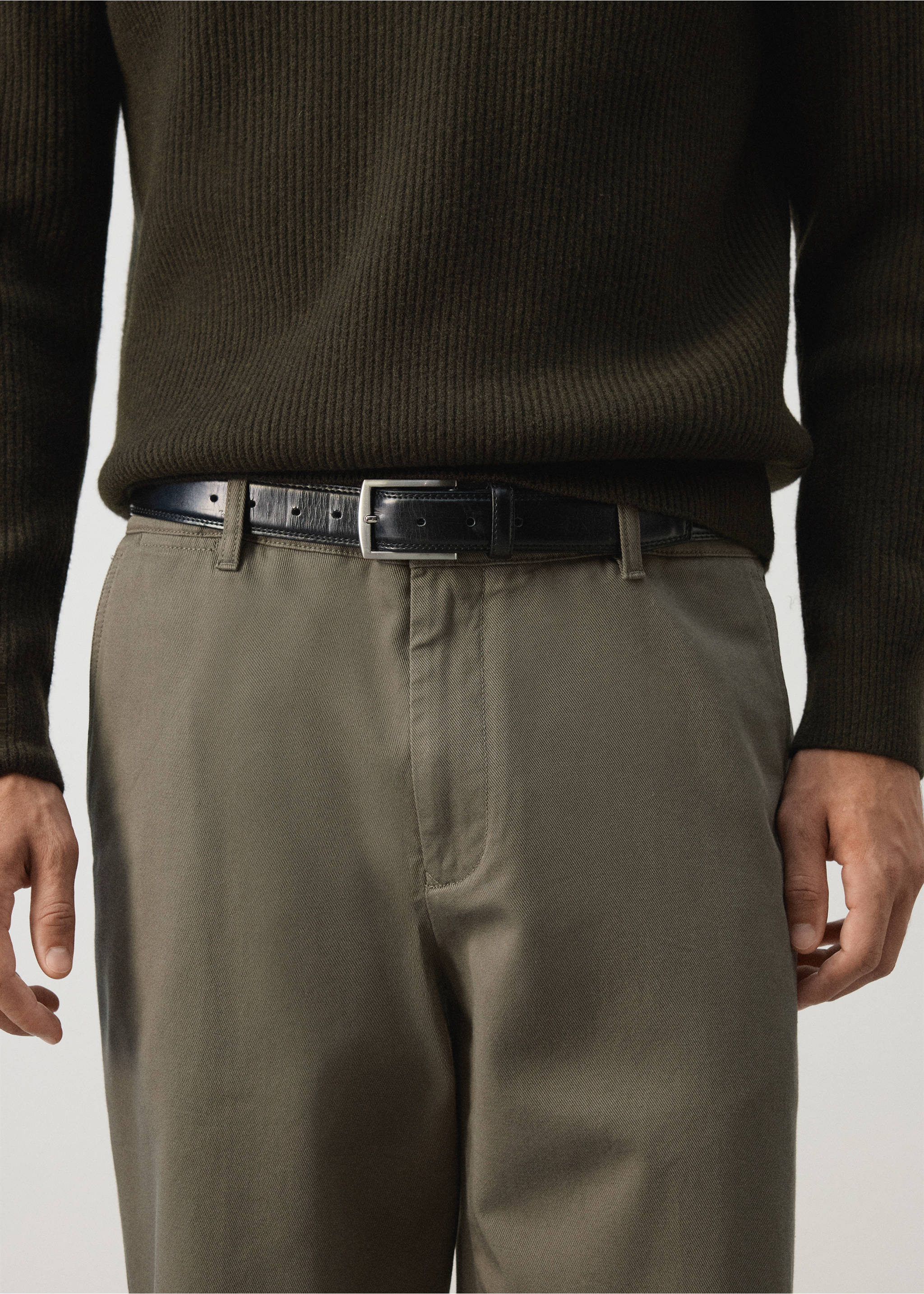 Khaki-green trousers with a black leather belt and olive-green sweater, Medium Brown. Ref: 37017905-00.
