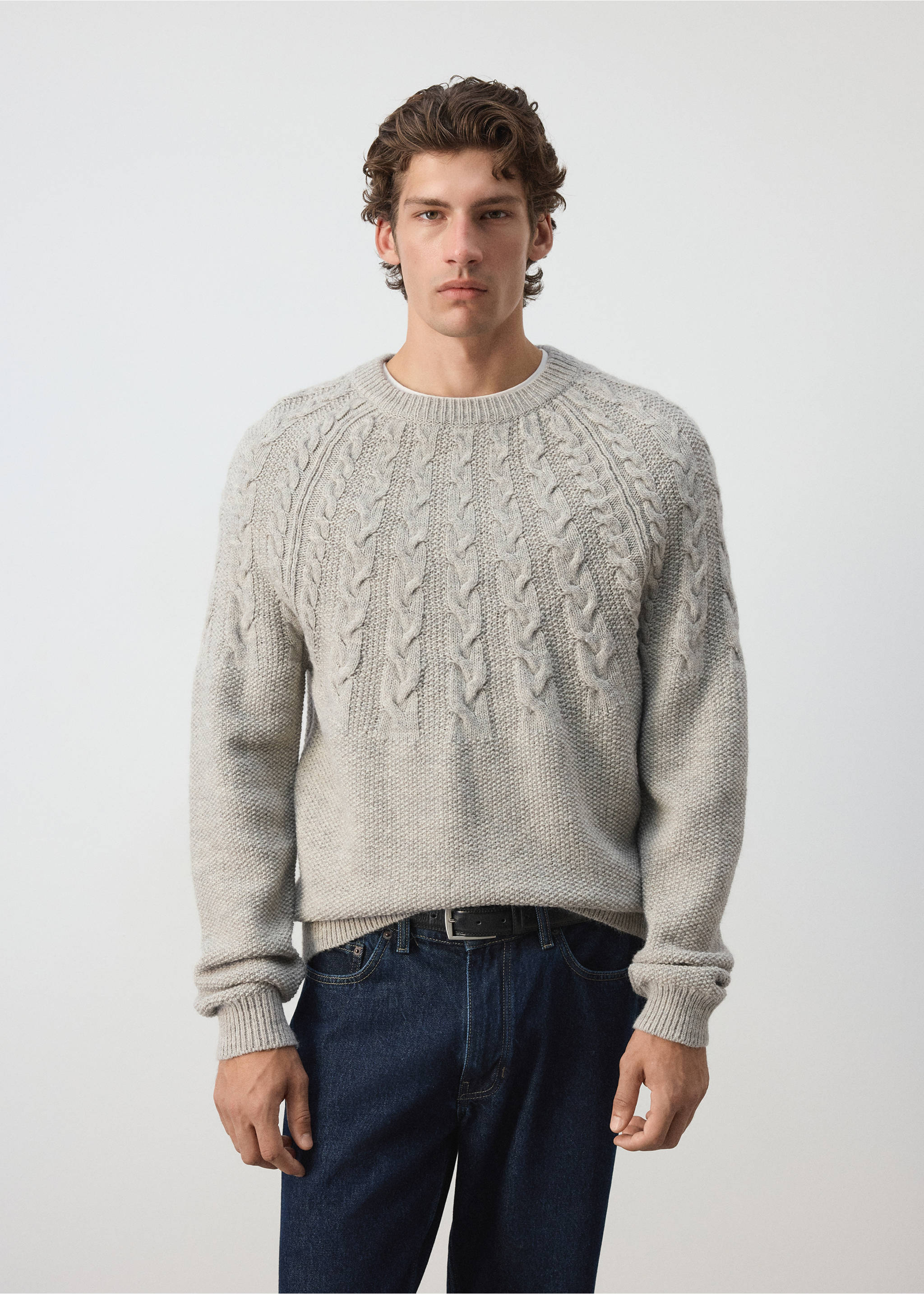 Grey textured cable knit jumper with a round neckline worn by a male model., Light/Pastel Grey. Ref: 37017911-00.