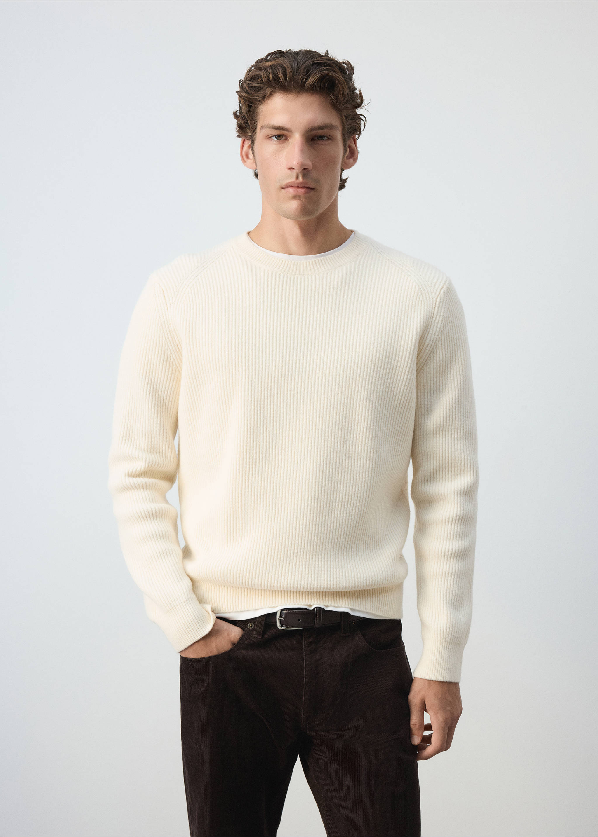 Cream-coloured ribbed knitted jersey with a round neck and long sleeves, worn by a male model., Off White. Ref: 37017919-00.