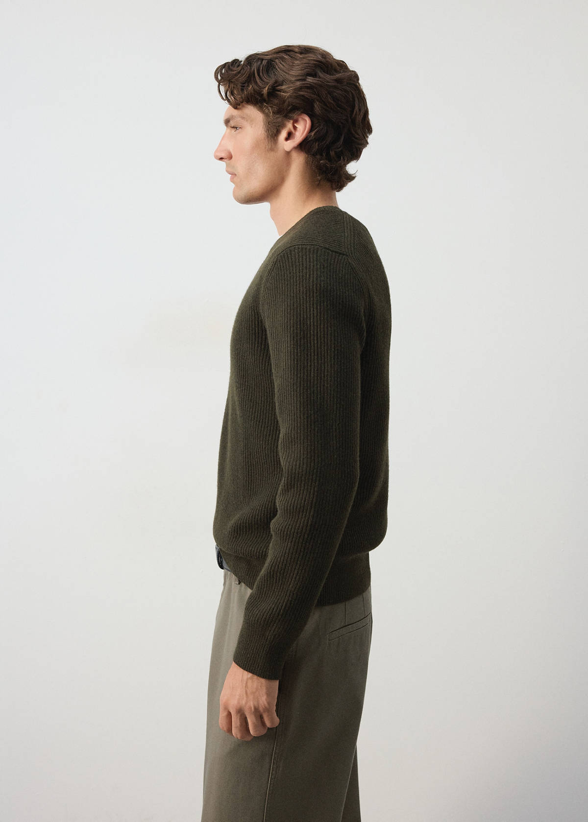 Knitted ribbed sweater — Khaki
