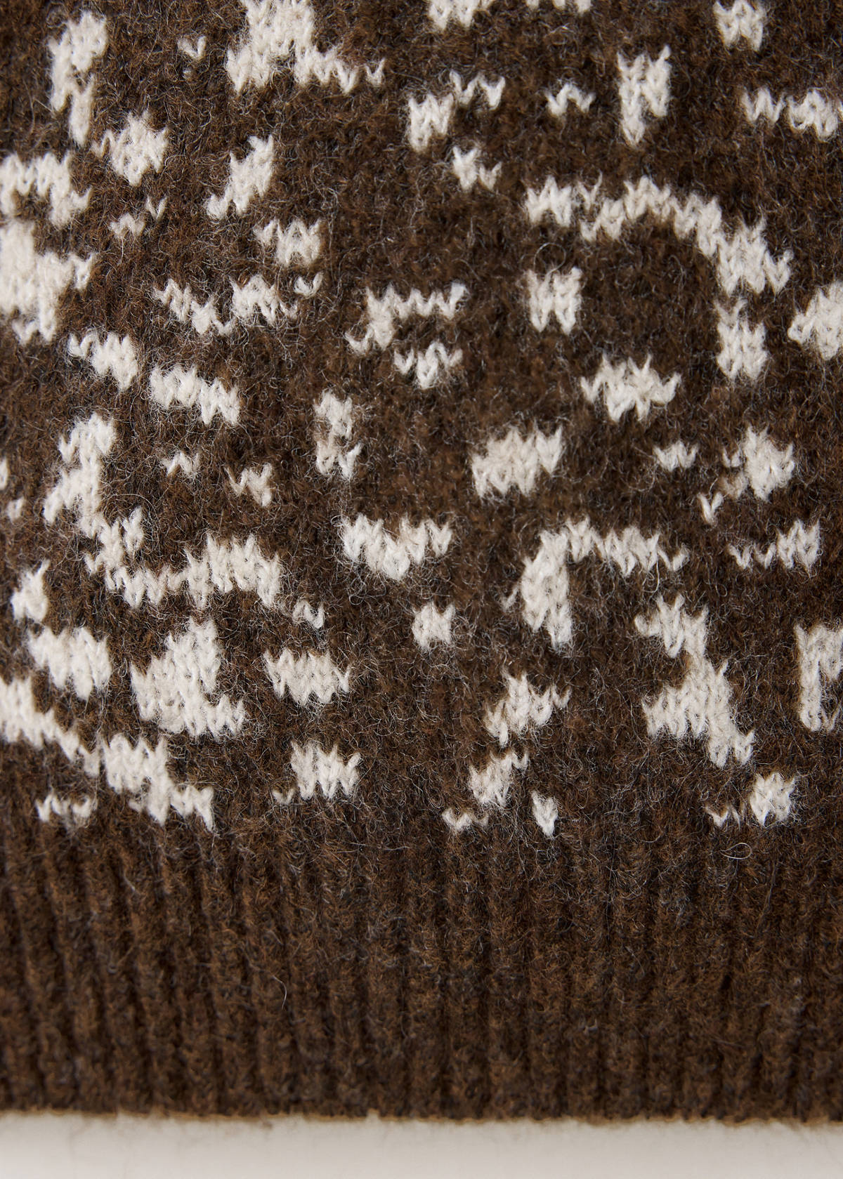 Animal print sweater — Medium Brown