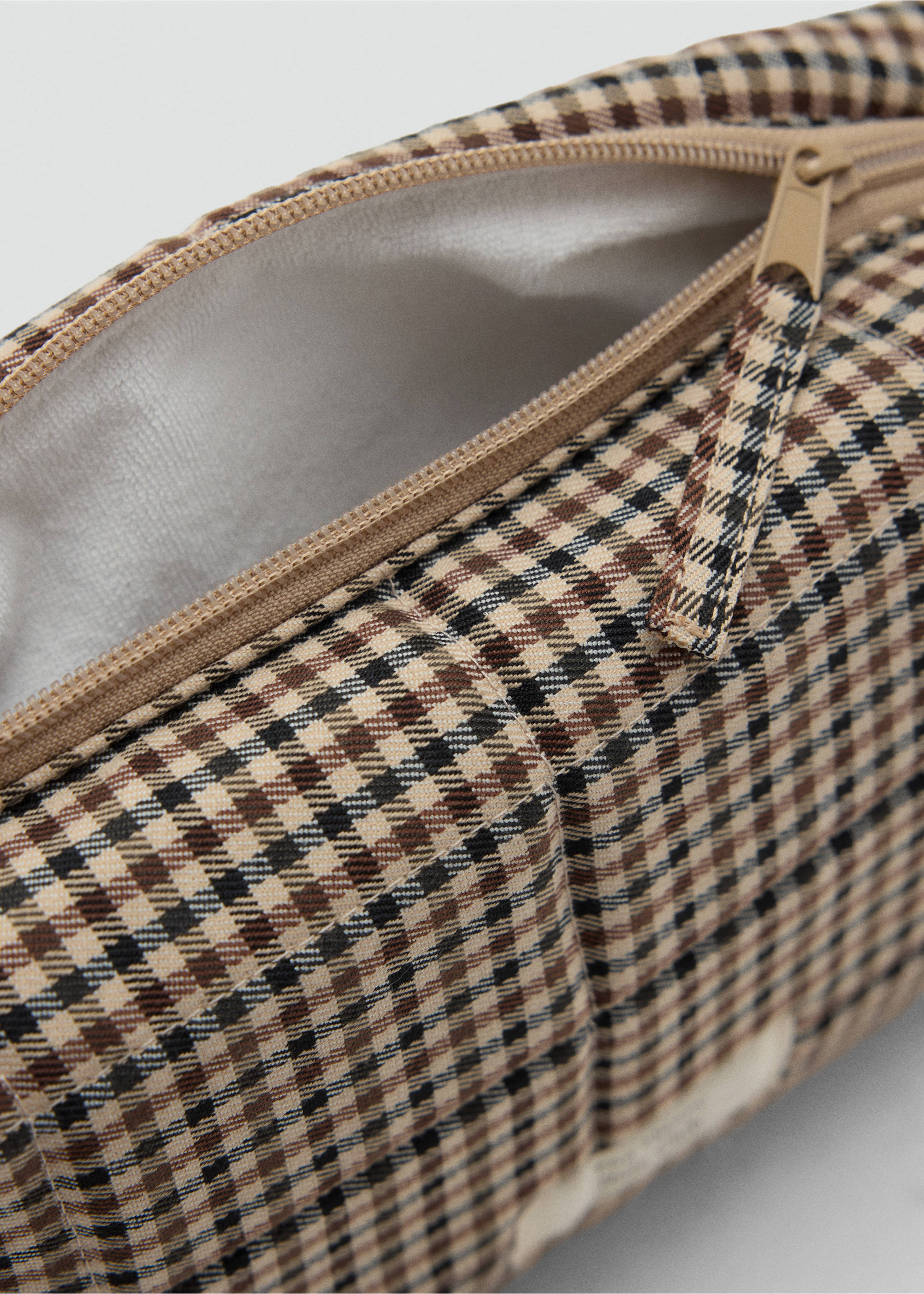Cosmetic bag naran - Details of the article 2, Chocolate. Ref: 37017928-00.