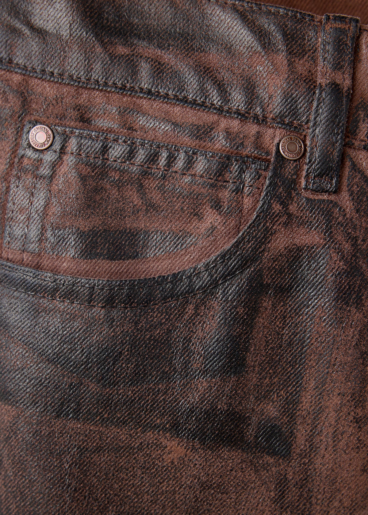 Straight-leg waxed-effect jeans — Chocolate