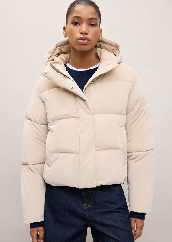 Short quilted anorak — Beige