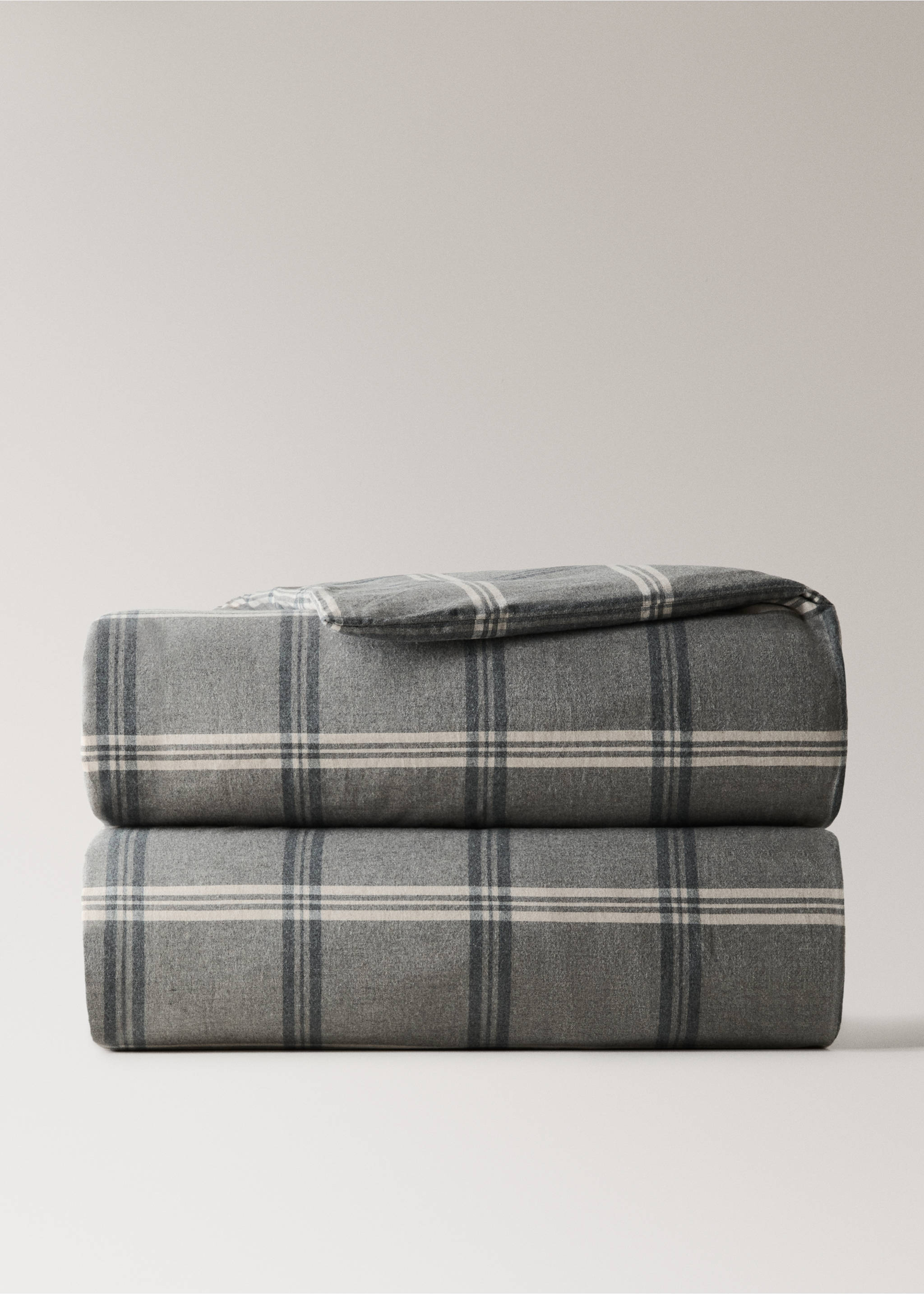Flanell-Bettbezug mit Karomuster für 135/140 cm Bett - Artikel ohne Model, Sandfarben. Ref: 37018270-00.