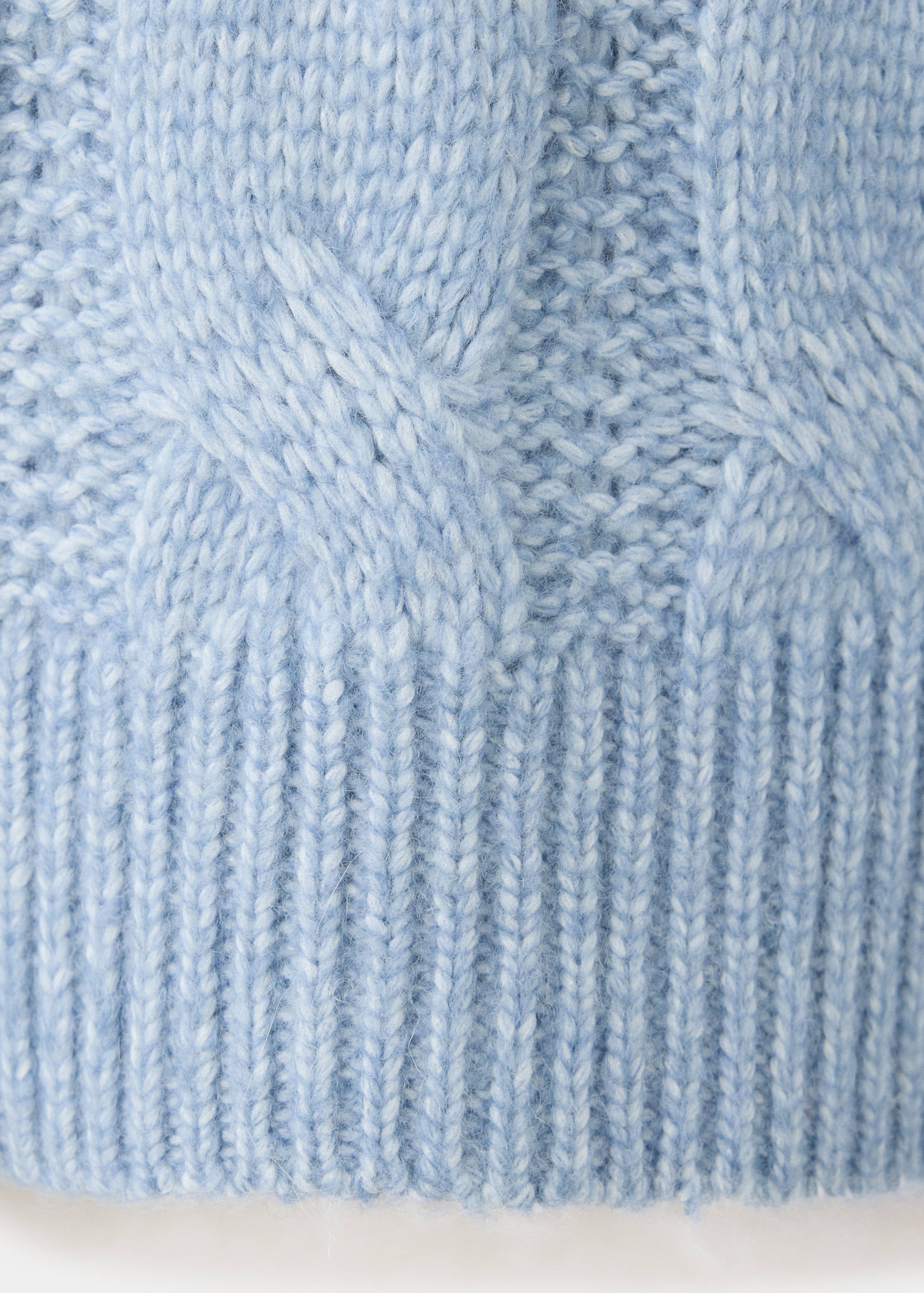Pull-over maille torsadée col montant - Détail de l'article 0