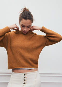 Straight round-neck sweater — Ochre 5