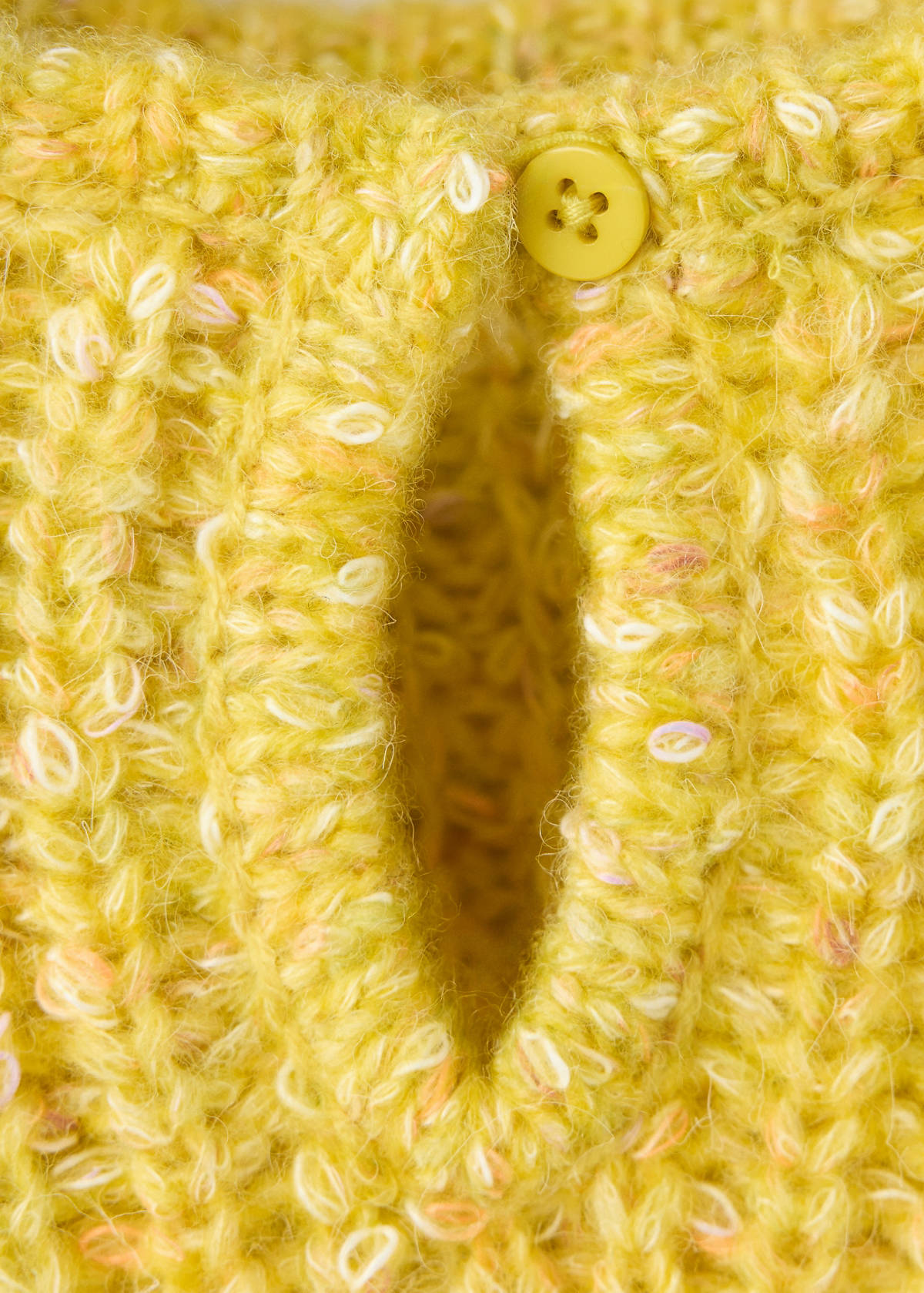 Textured knit sweater — Lime