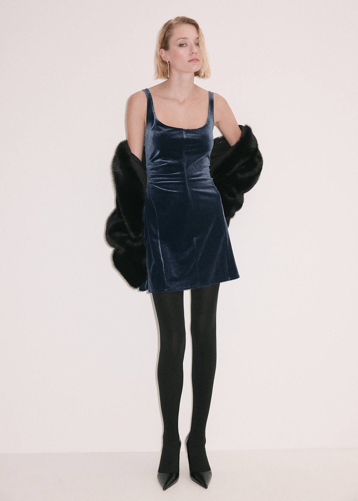 Velvet short dress — Night Blue