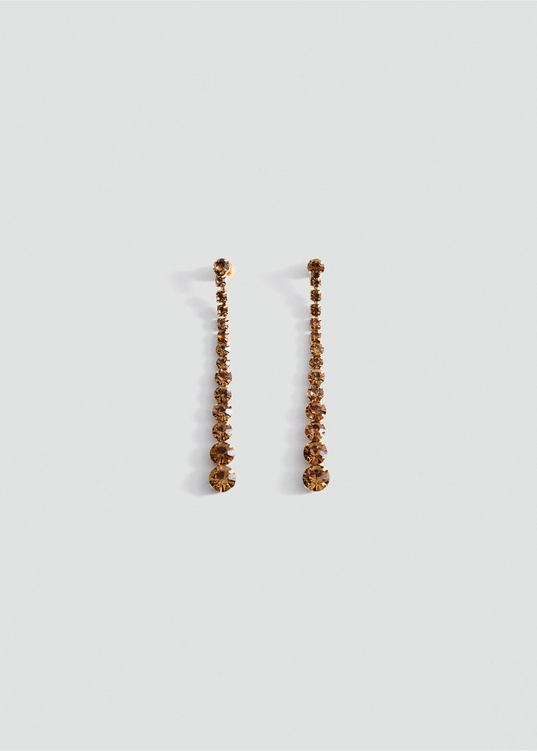 Long dangle earrings featuring graduated faceted brown crystals., Gold. Ref: 37019139-00.