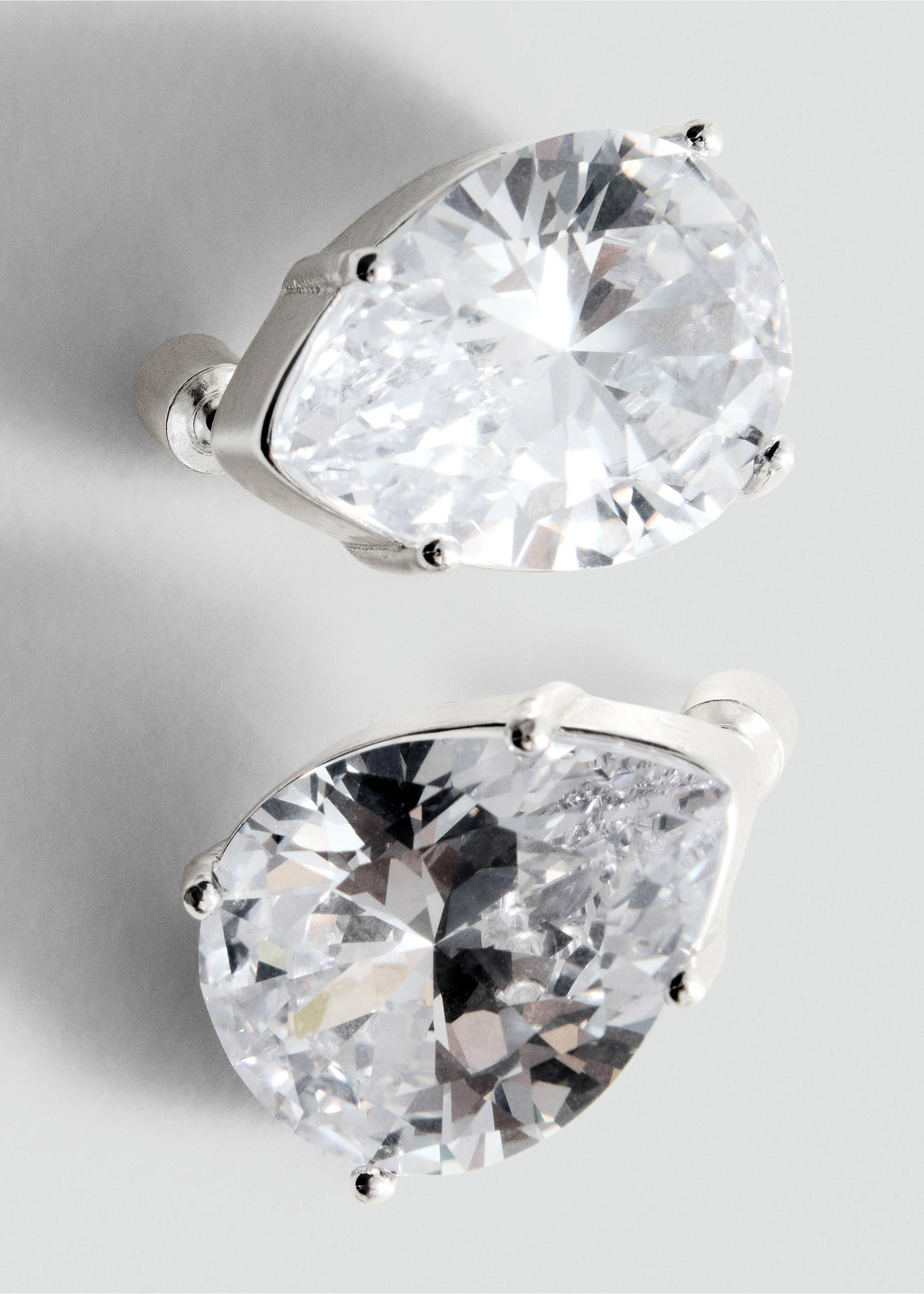 PENDIENTE STUD - Plano medio, Plata. Ref: 37019144-00.