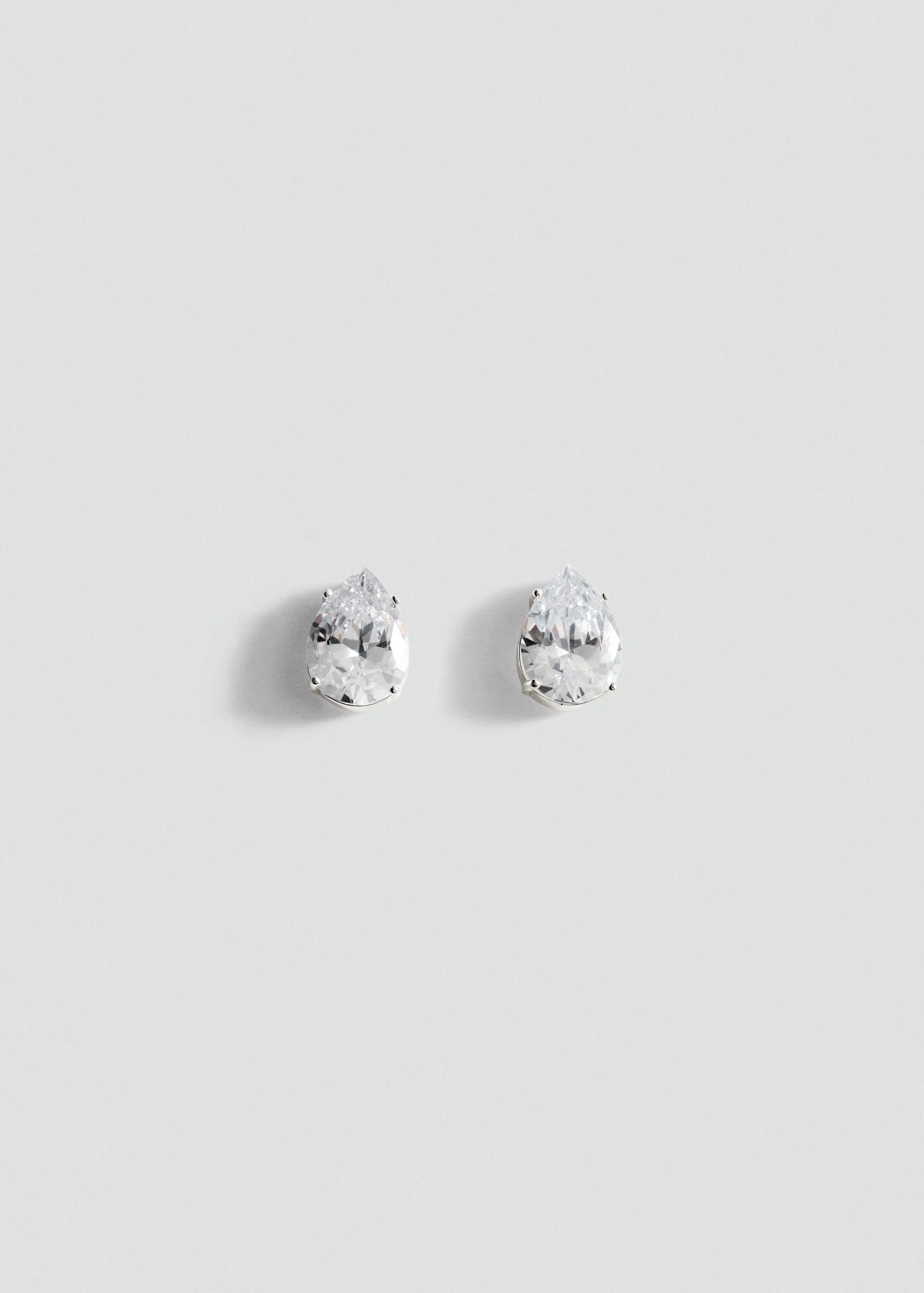 PENDIENTE STUD - Artículo sin modelo
