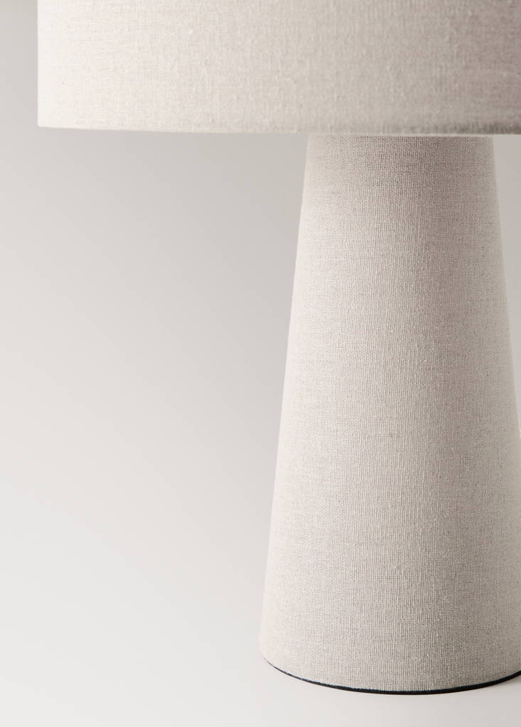 Large woven table lamp — Beige
