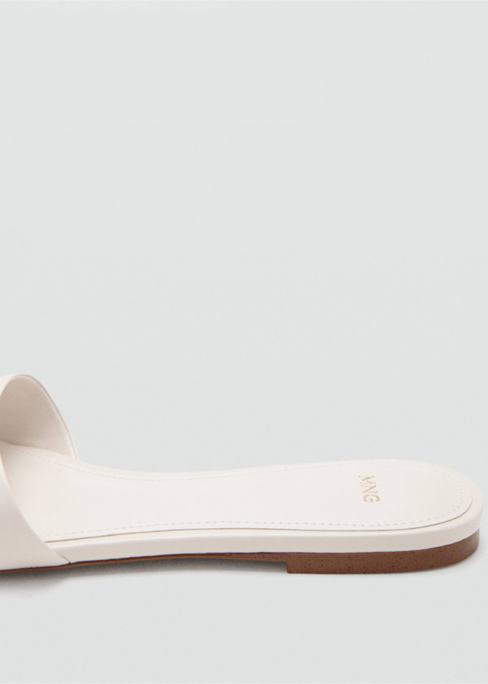 Кожаные сандалии на плоской подошве - Деталь изделия 1, Экрю. Ref: 37021333-00.