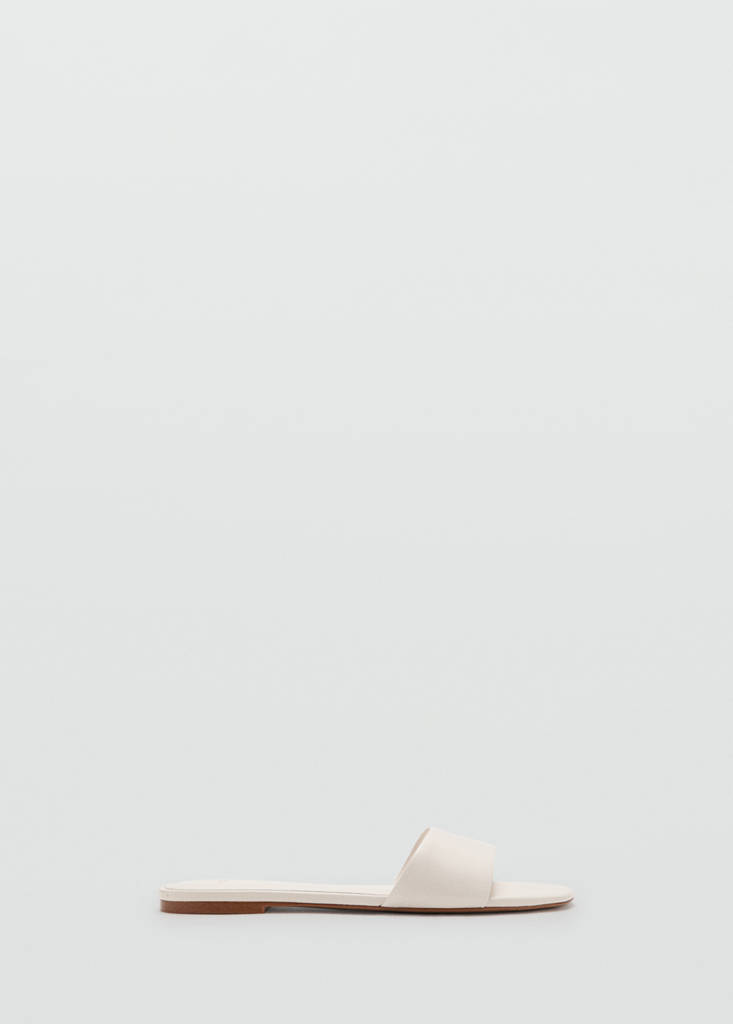 Flat leather sandal — Ecru