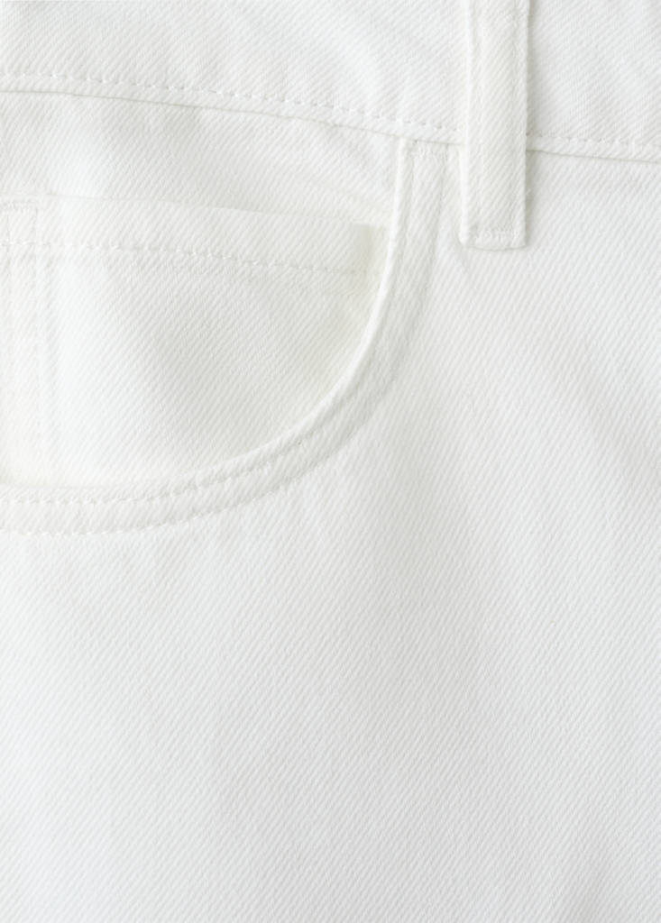 Straight-fit denim bermuda shorts — White
