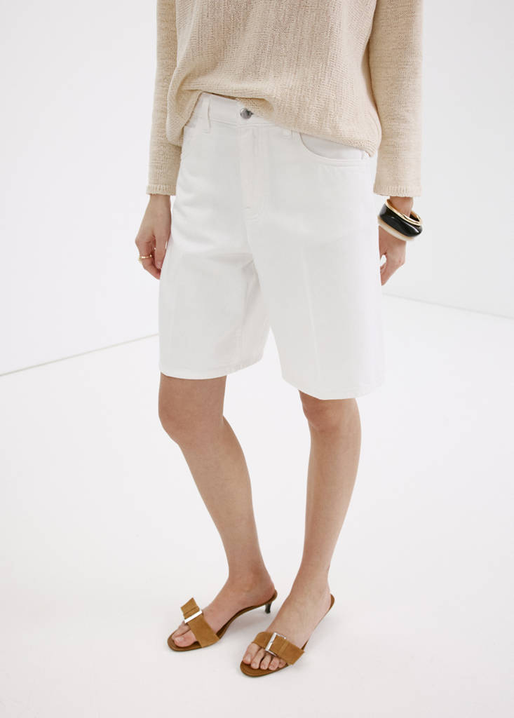 Straight-fit denim bermuda shorts — White