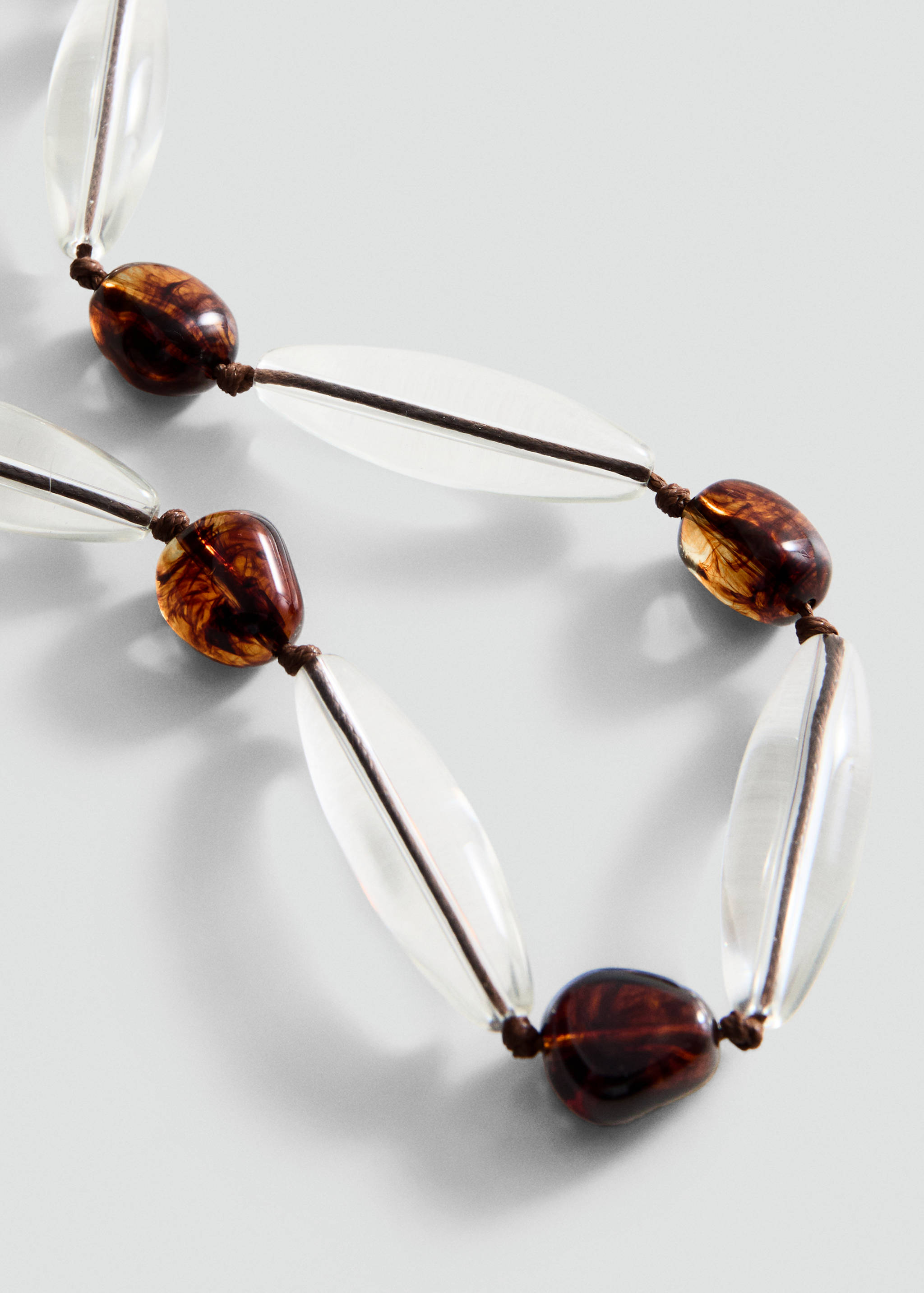 Collier perles combinées - Plan moyen