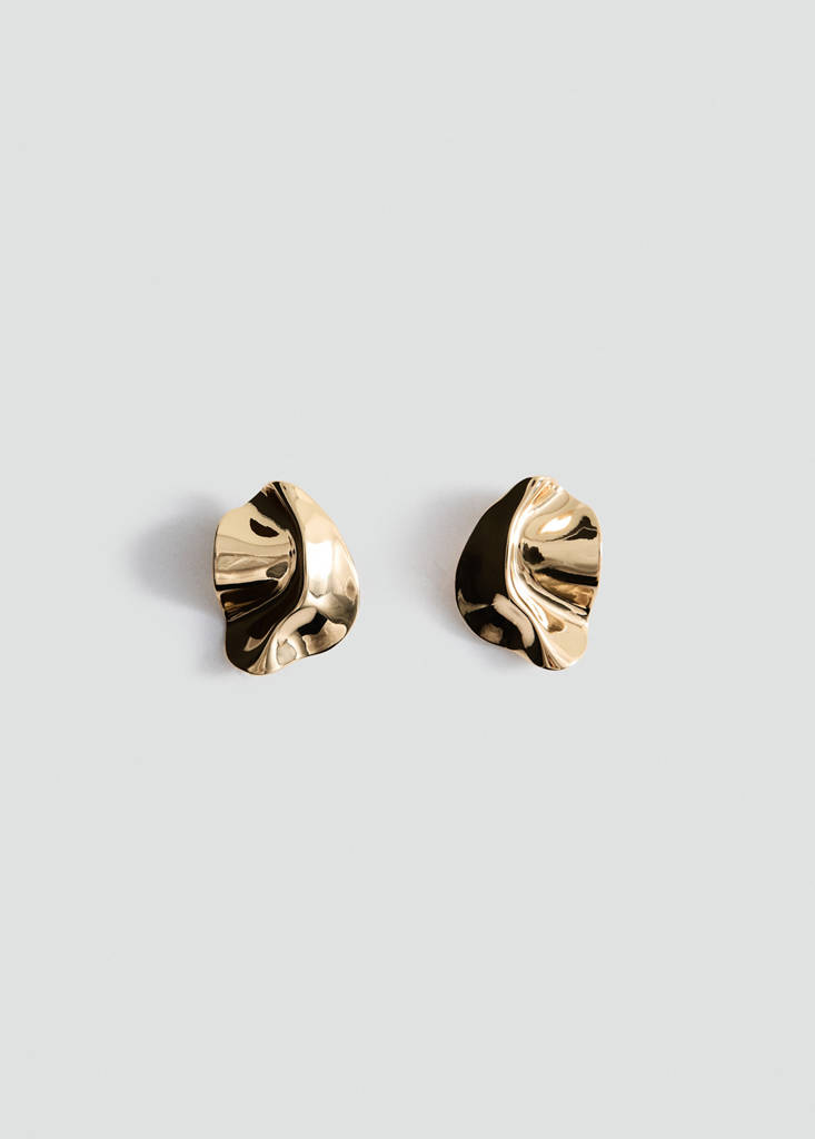 Textured-relief earrings — Gold