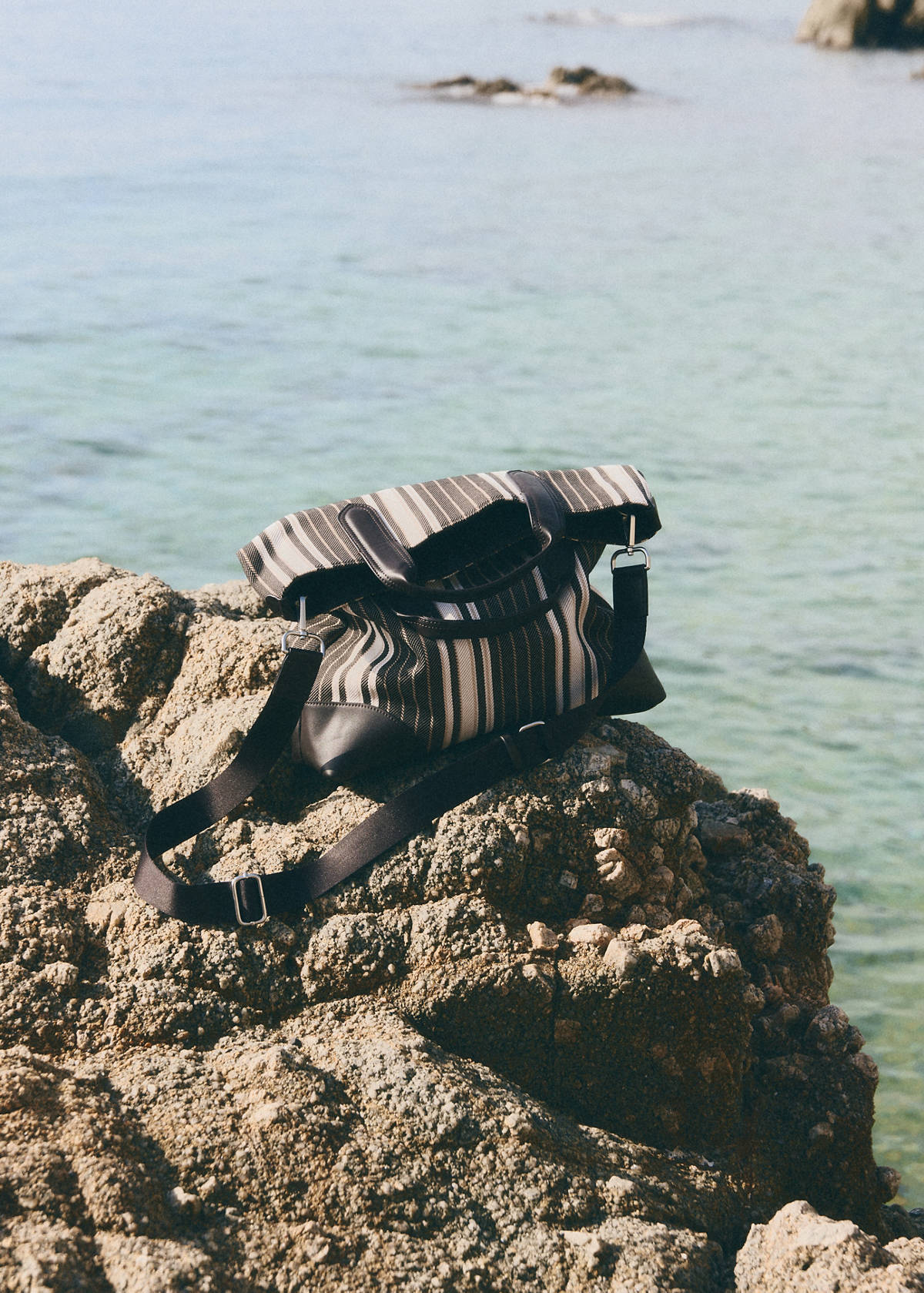Striped tote bag — Brown