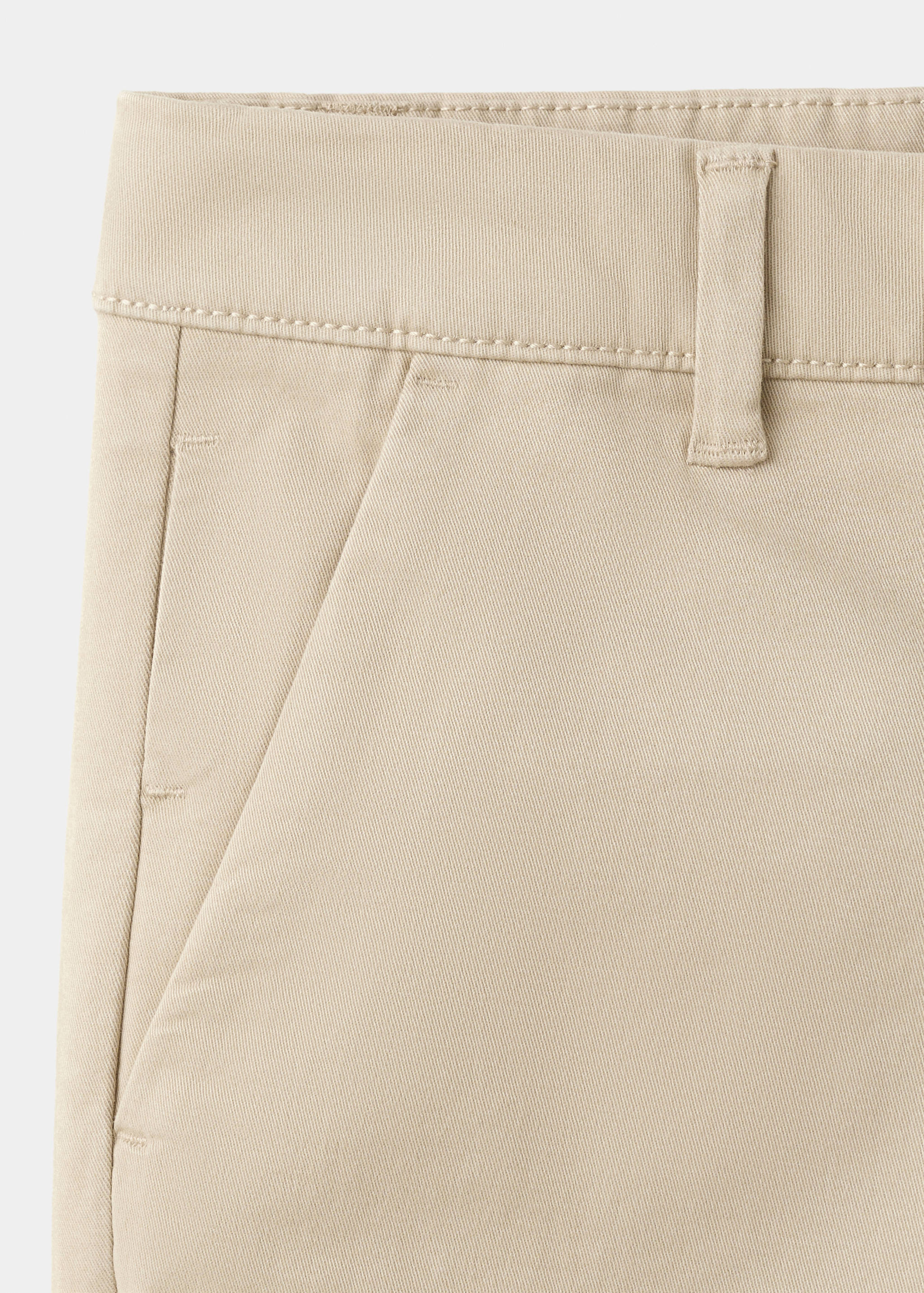 Pantalon chino avec ourlet - Détail de l'article 0