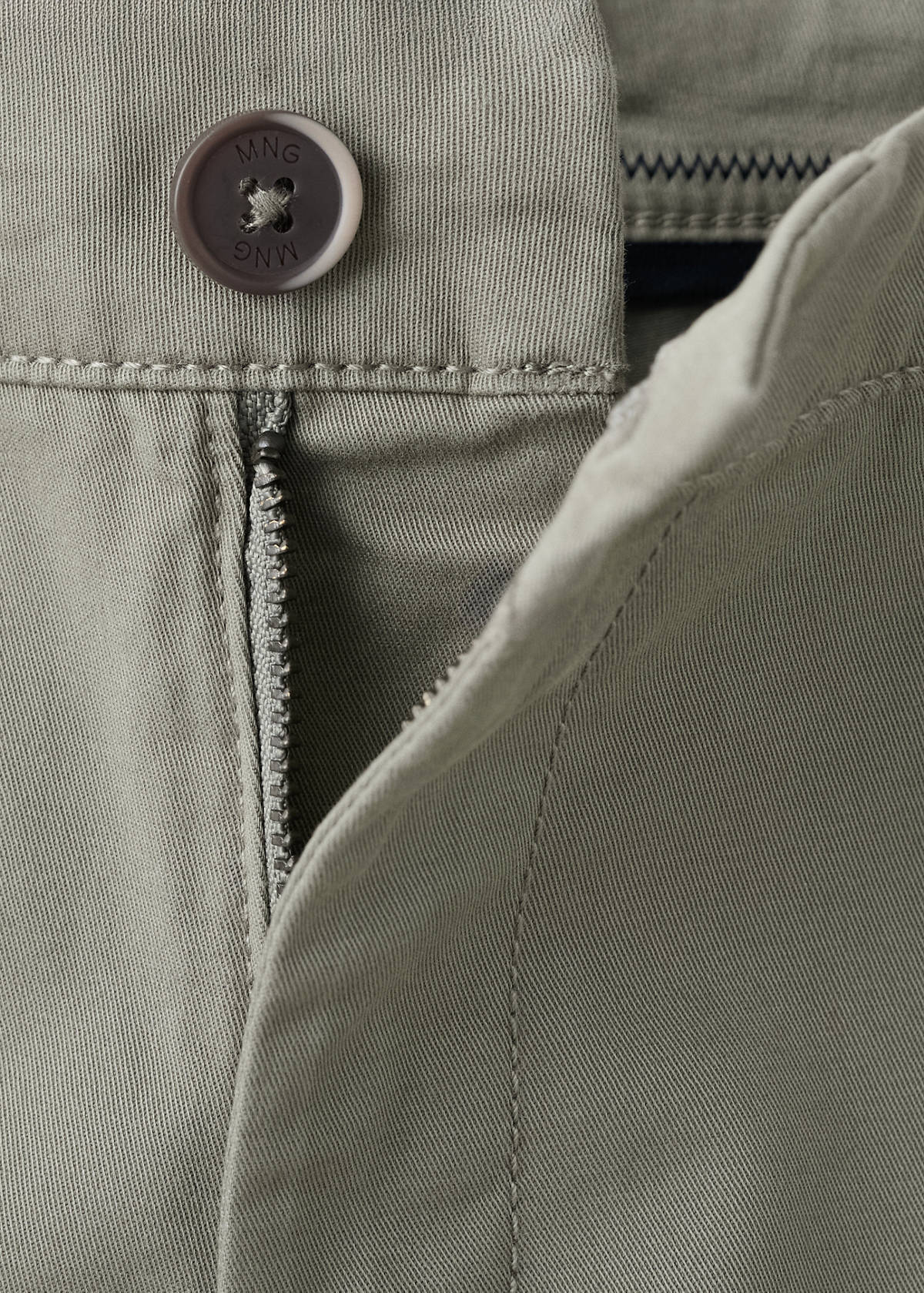 Chino trousers with turn-up hem — Khaki