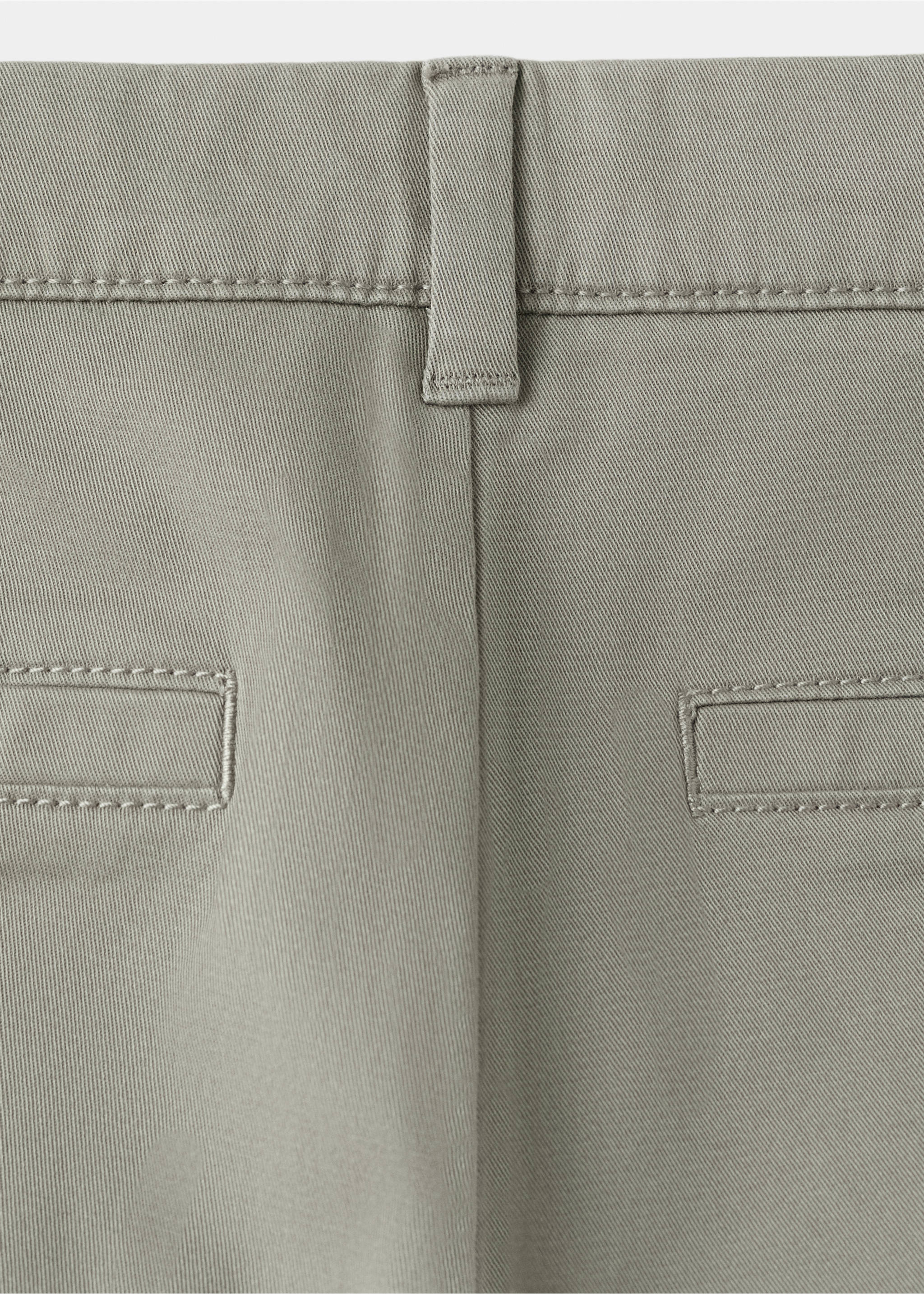 Chino trousers with turn-up hem - Details of the article 0, Khaki. Ref: 37021365-00.