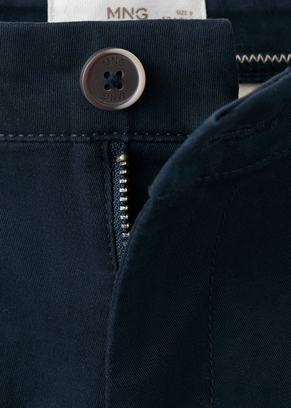 Chino trousers with turn-up hem — Navy