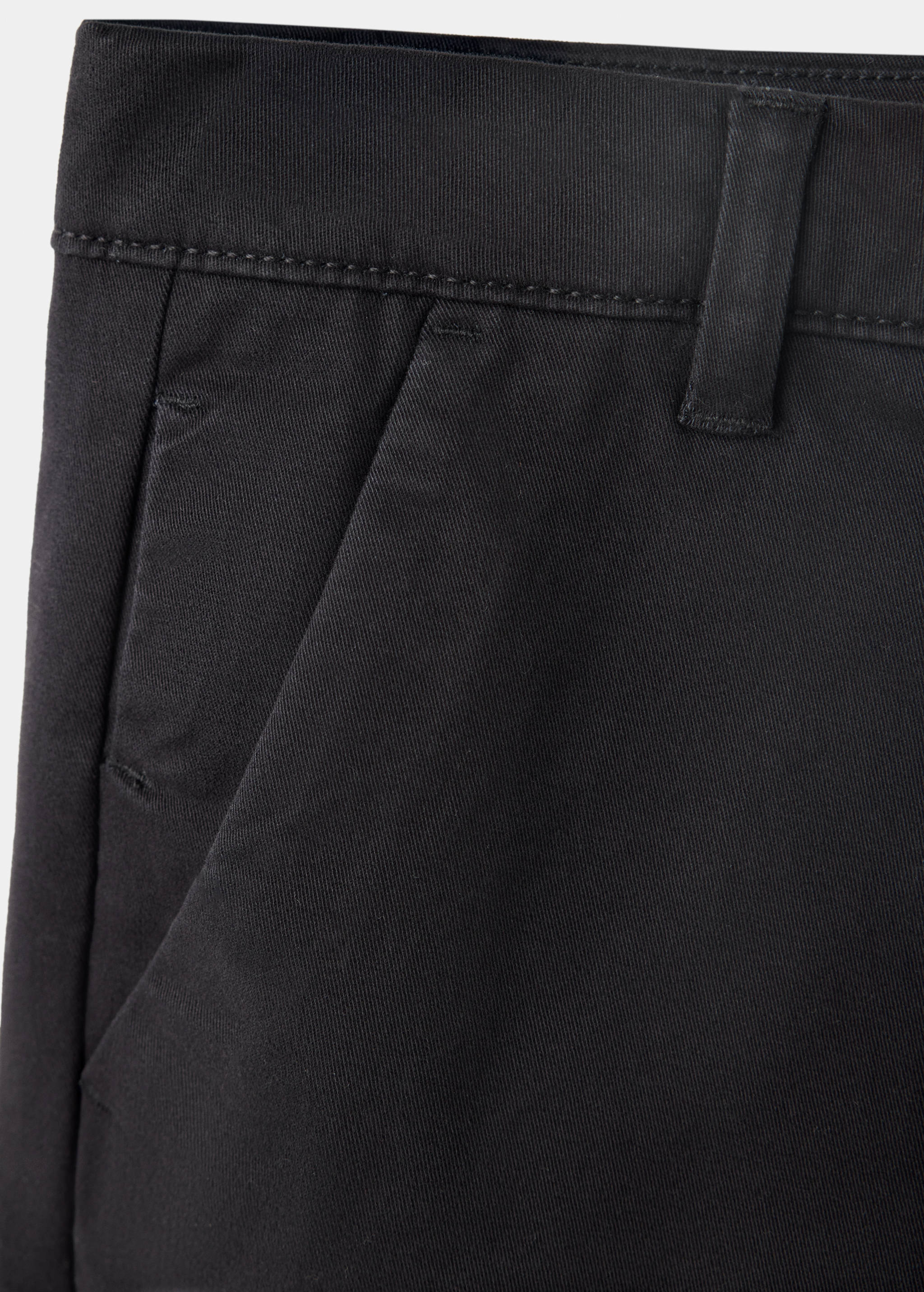 Chino trousers with turn-up hem - Details of the article 0