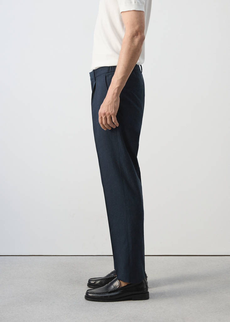 Slim fit linen lyocell blend trousers — Navy