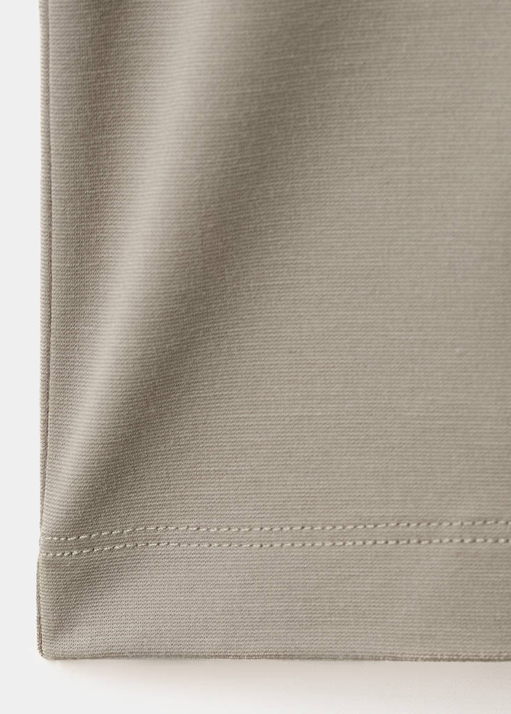 Plain polo with contrast details — Ivory White