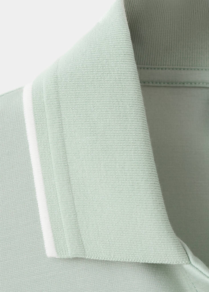 Plain polo with contrast details — Pastel Green
