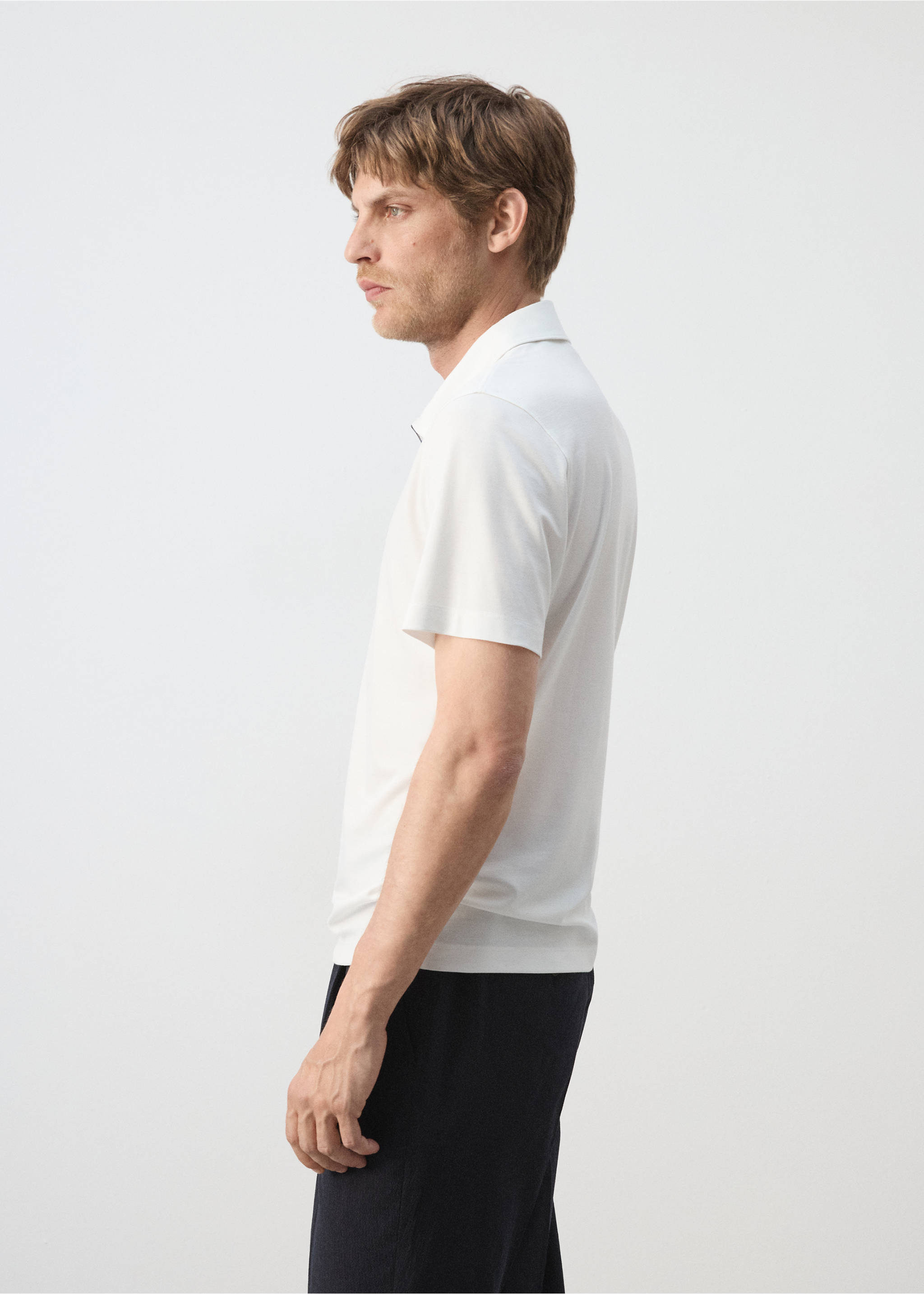 Regular-fit zip polo - Details of the article 2, White. Ref: 37021371-00.