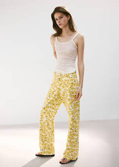 Straight-leg jeans with floral pattern — Yellow 2