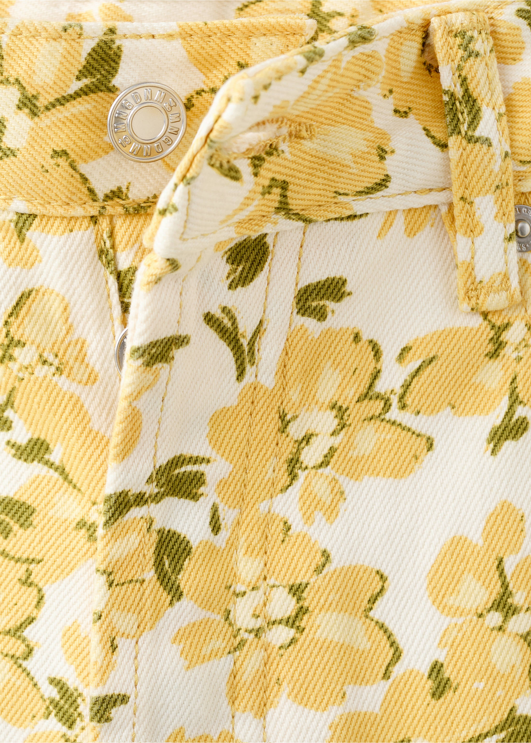 Straight-leg jeans with floral pattern - Details of the article 8, Yellow. Ref: 37021380-00.