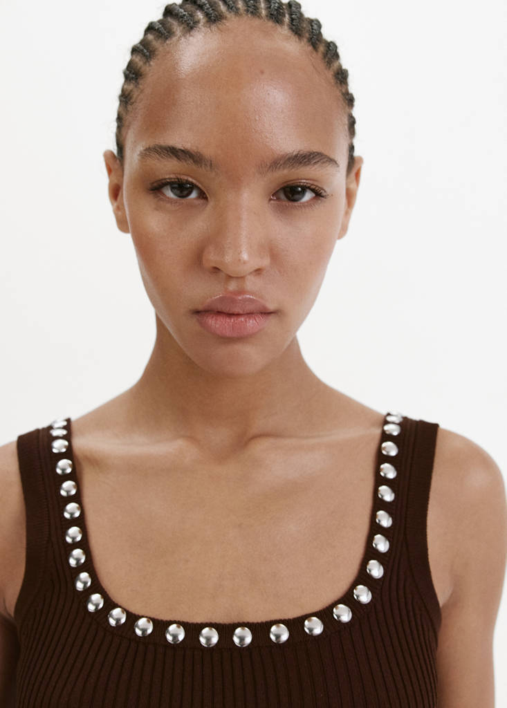 Ribbed studded top — Chocolate