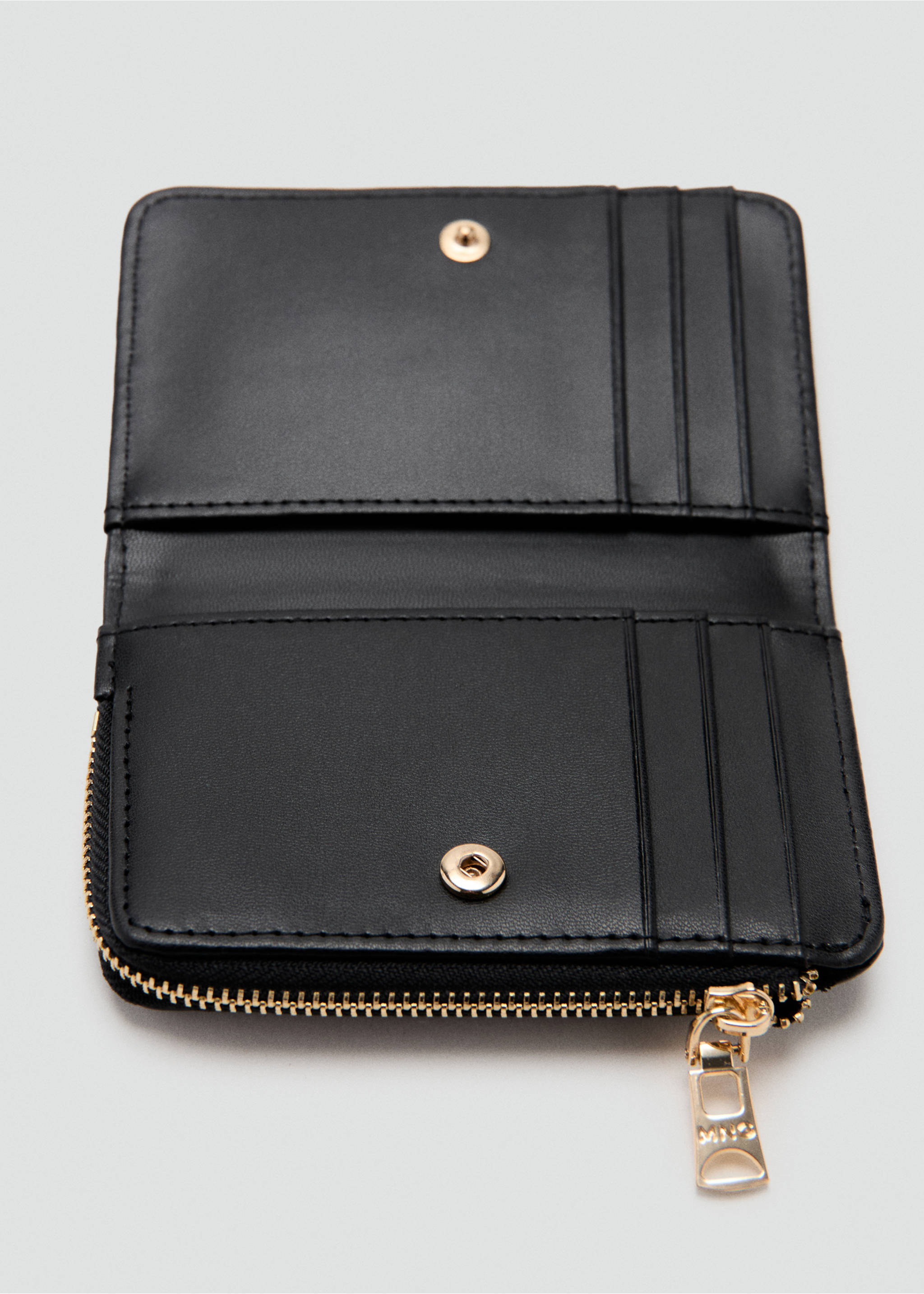 Portefeuille petit effet saffiano - Détail de l'article 1, Noir. Ref: 37021388-00.
